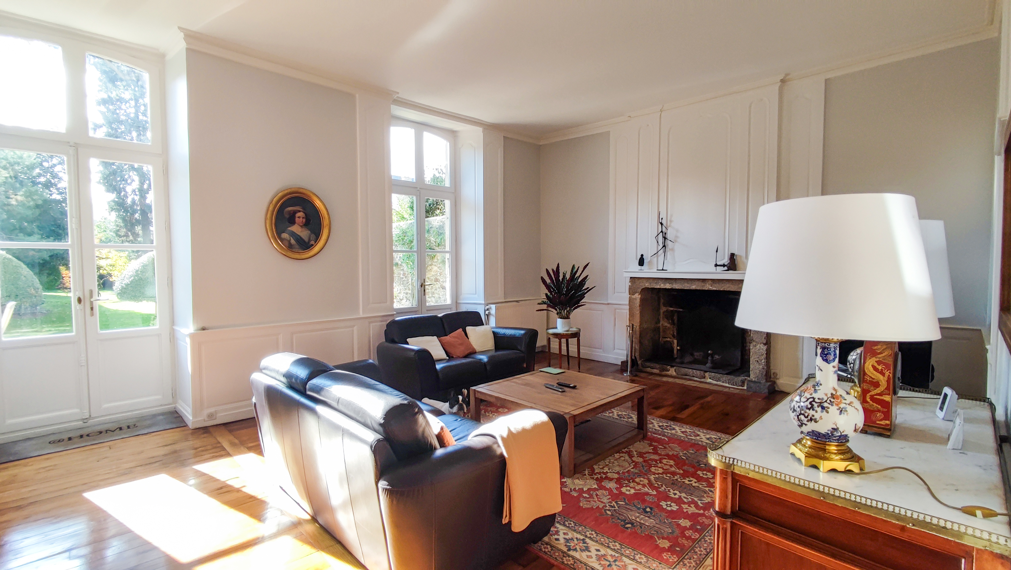 Propriété en France à vendre à Dinan, Côtes-d'Armor - &#8364;990 000 - photo 