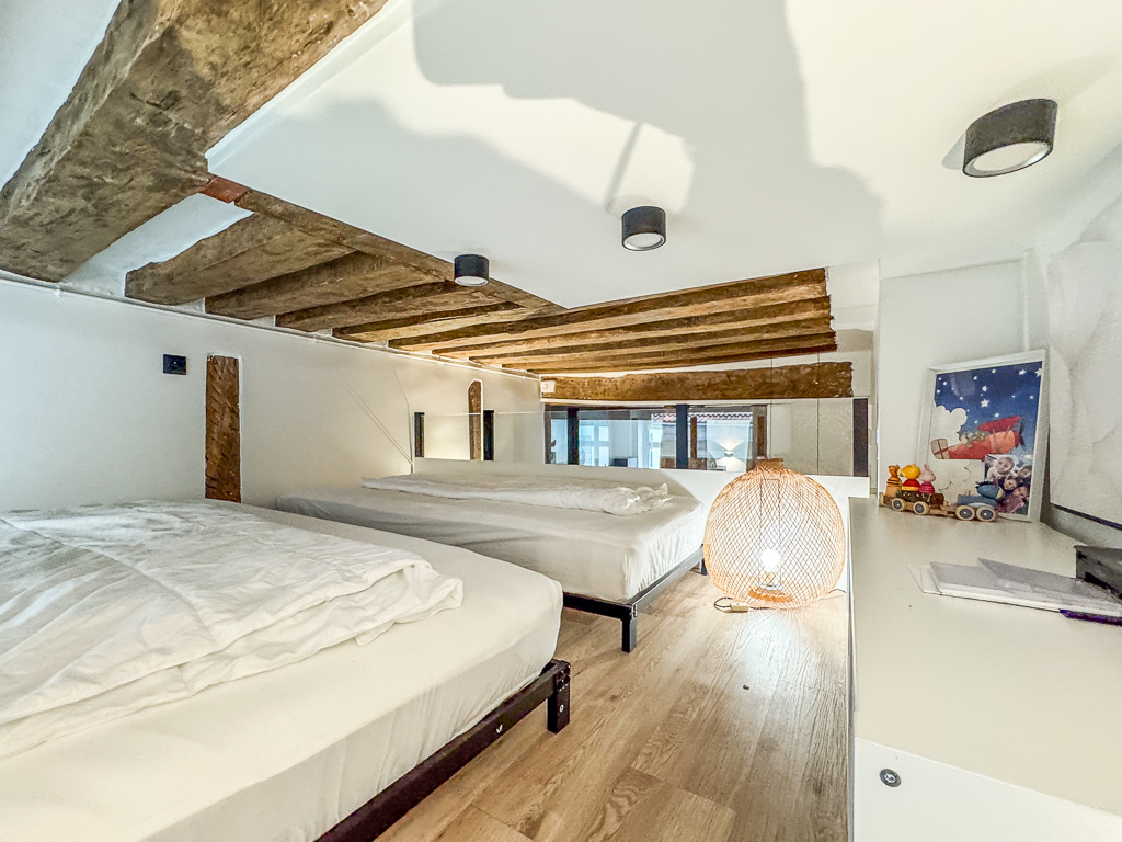 French property for sale in Paris 4e Arrondissement, Paris - €1,380,000 - photo 