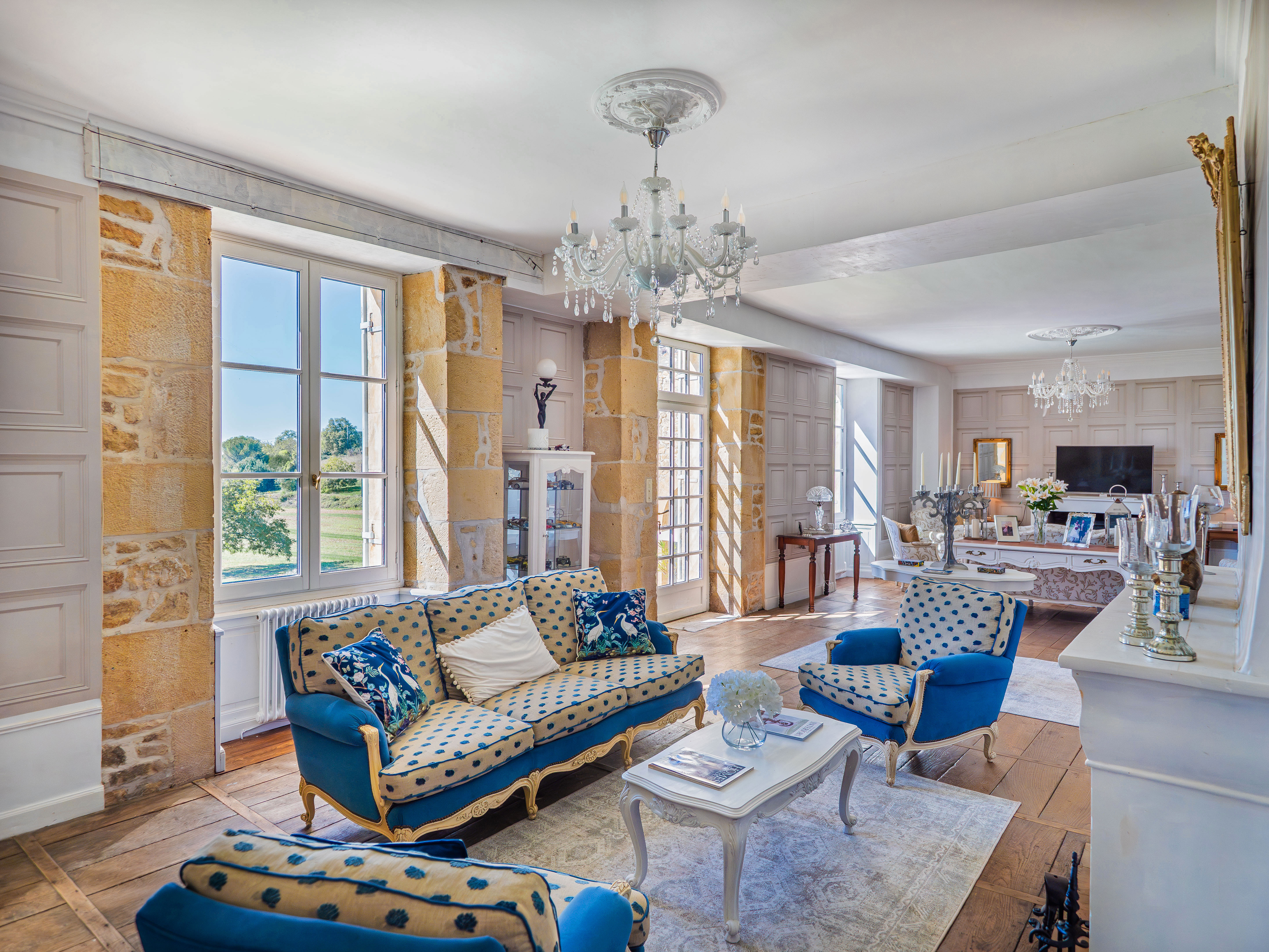 French property for sale in Nanthiat, Dordogne - €1,047,000 - photo 