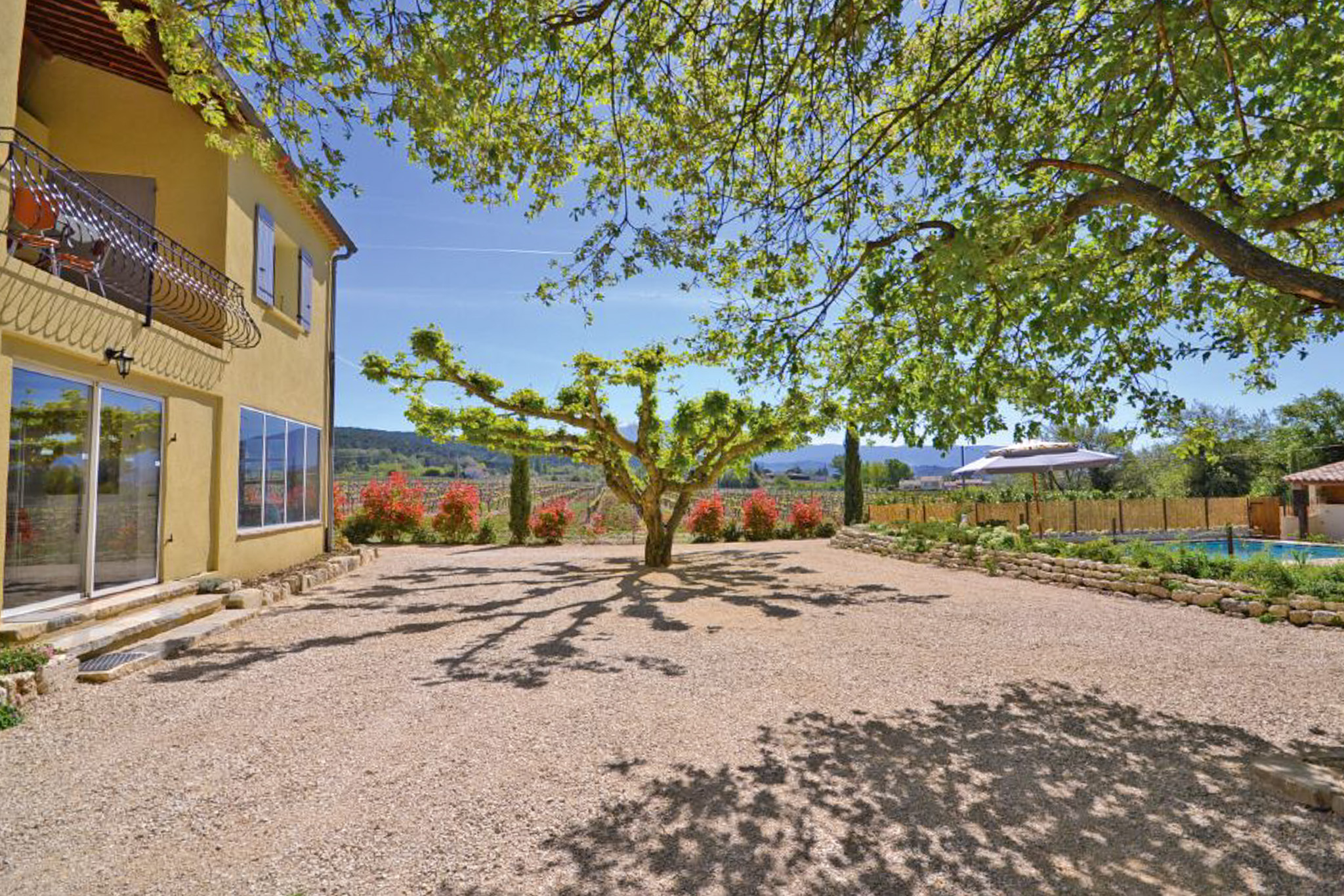 Propriété en France à vendre à Saint-Marcellin-lès-Vaison, Vaucluse - &#8364;850 000 - photo 