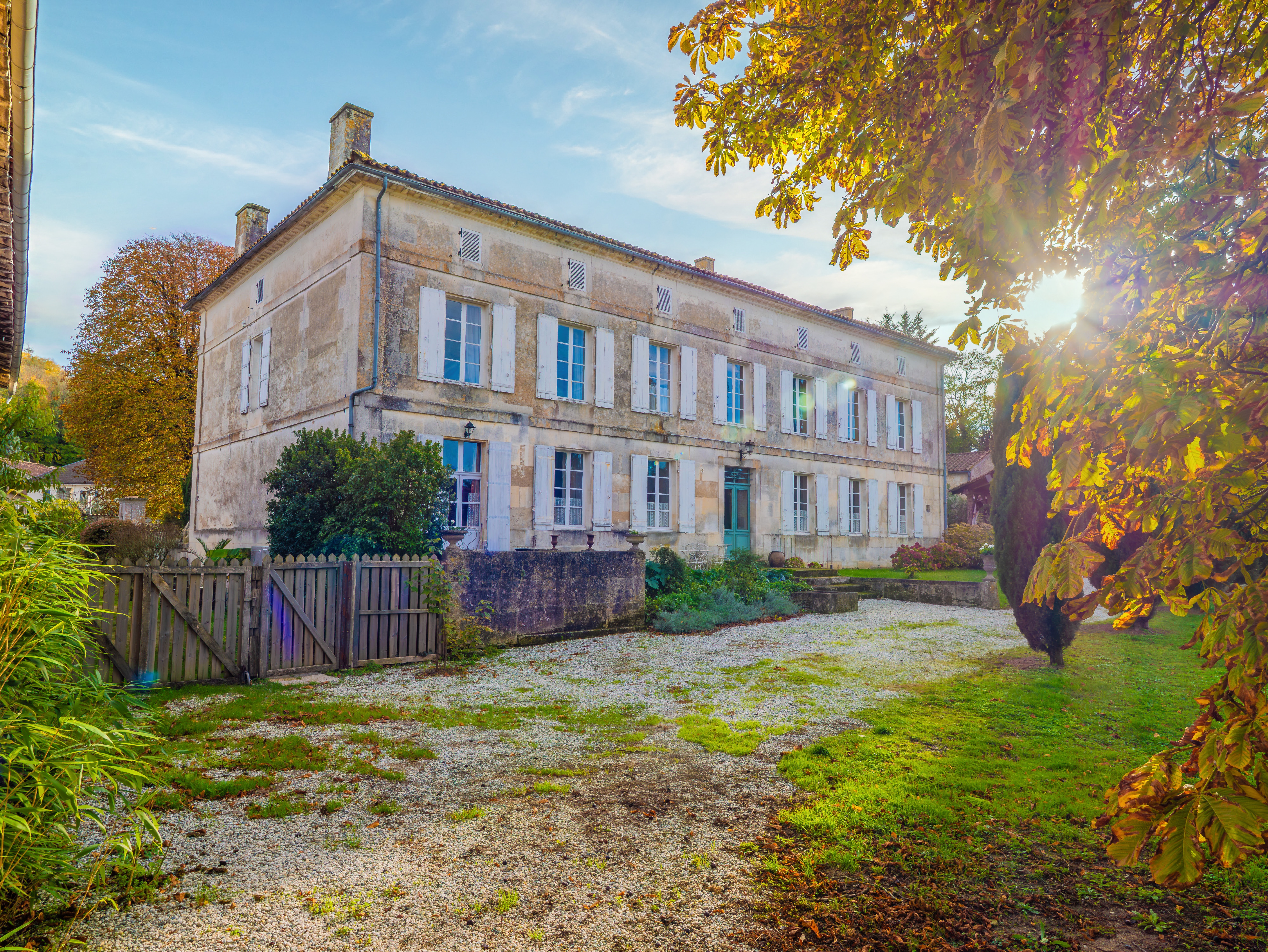 French property for sale in Archiac, Charente-Maritime - €990,000 - photo 