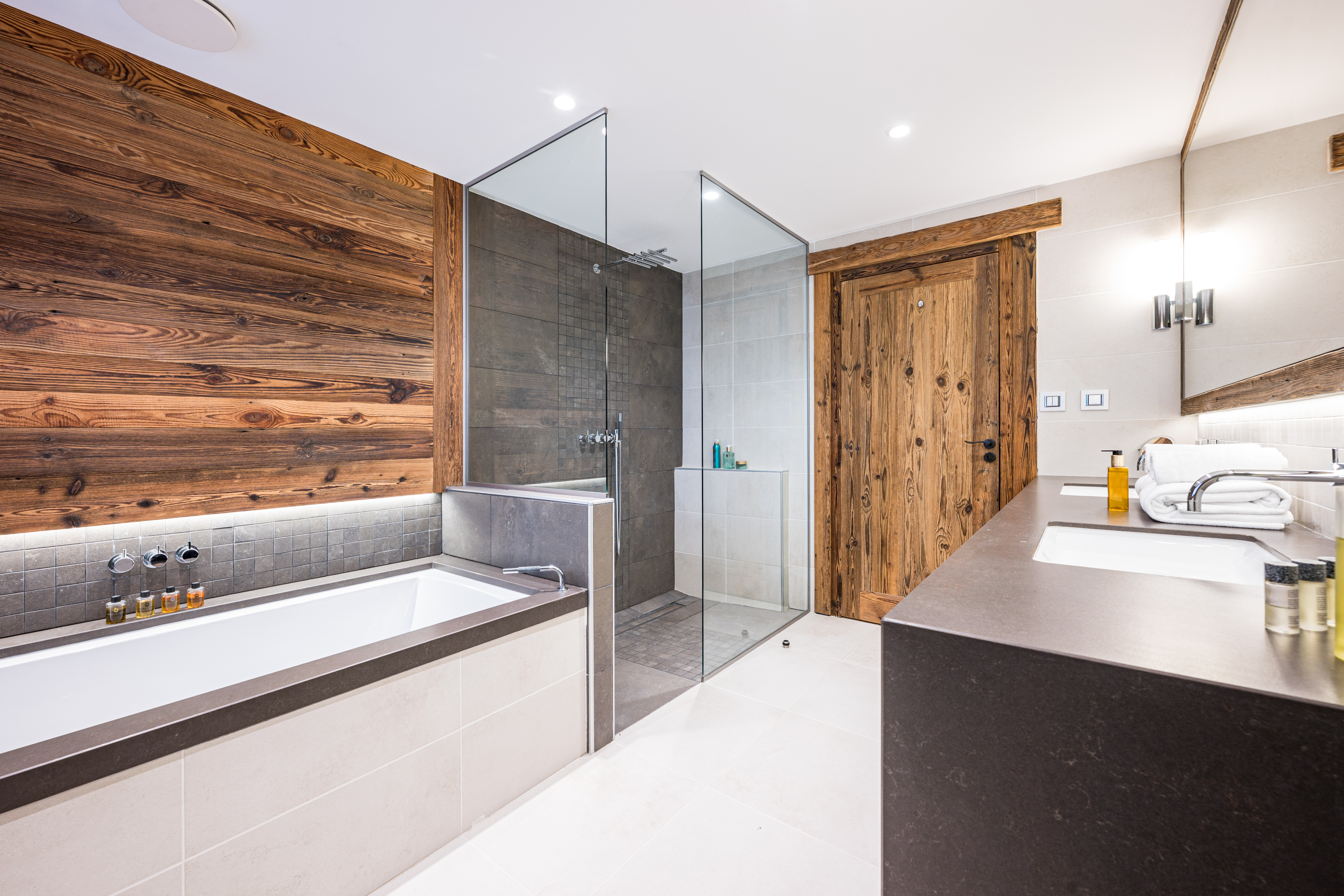 French property for sale in Saint-Martin-de-Belleville, Savoie - €7,000,000 - photo 