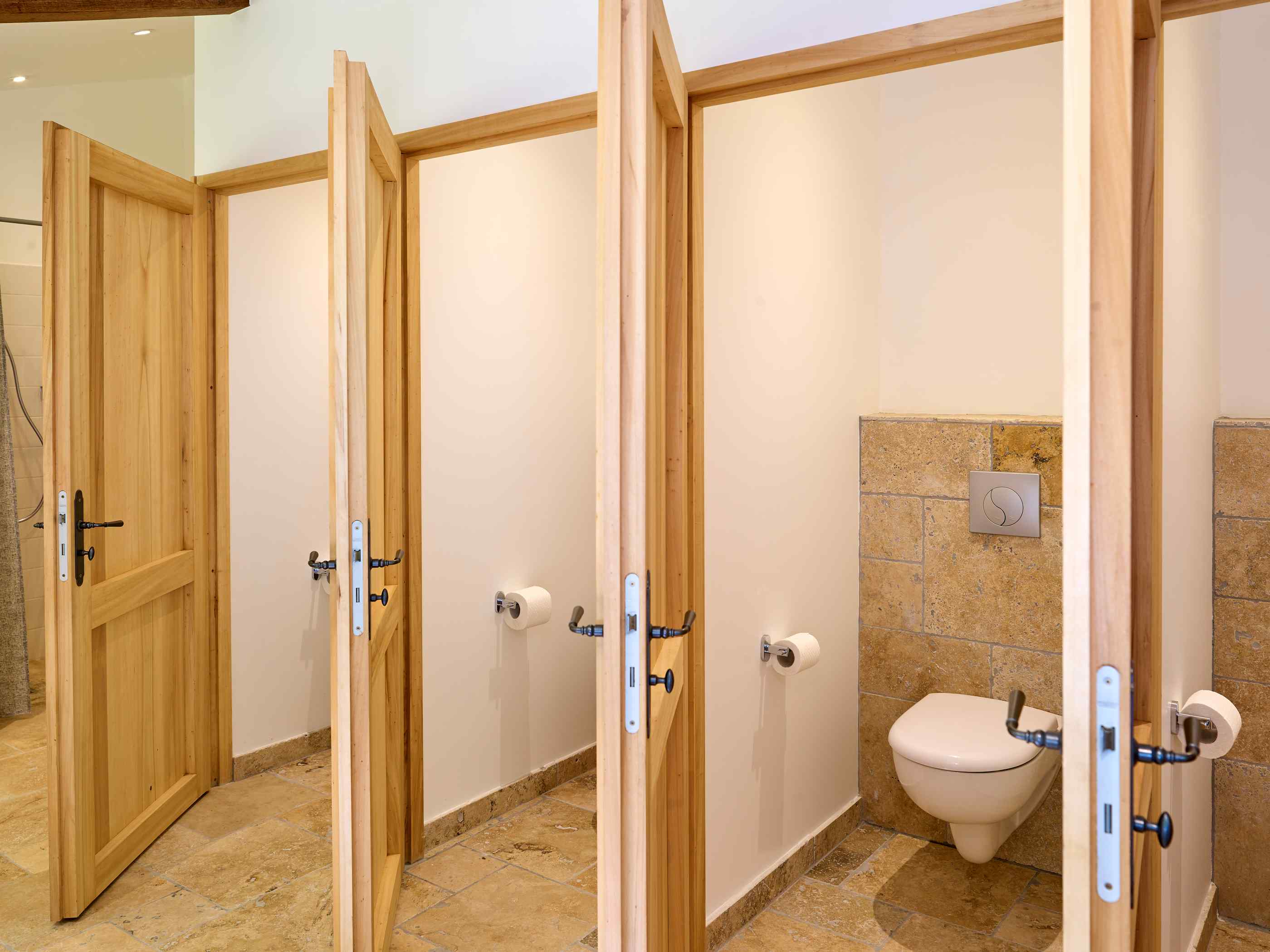 Propriété en France à vendre à Montagnac-la-Crempse, Dordogne - &#8364;1 908 000 - photo 