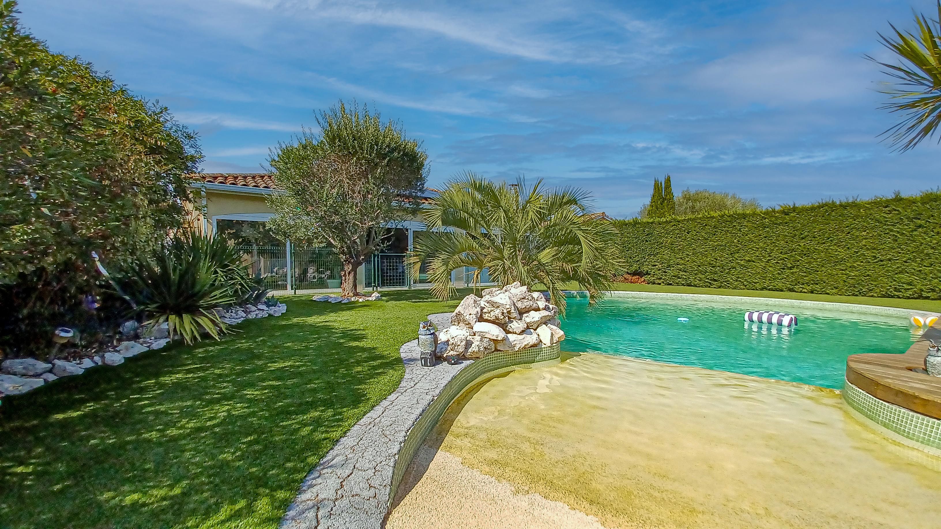 French property for sale in Seilh, Haute-Garonne - €595,000 - photo 