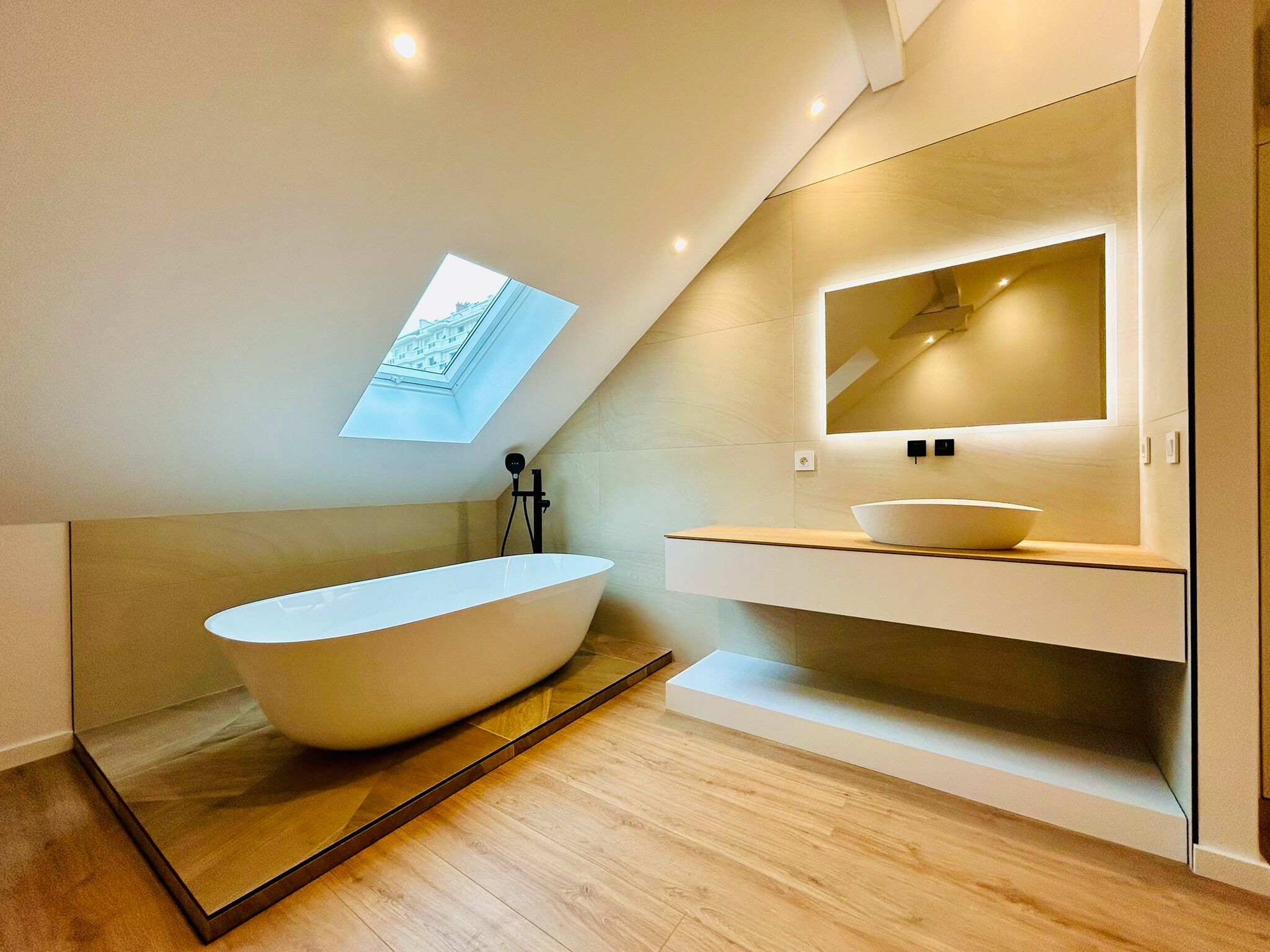 French property for sale in Annecy, Haute-Savoie - €859,500 - photo 