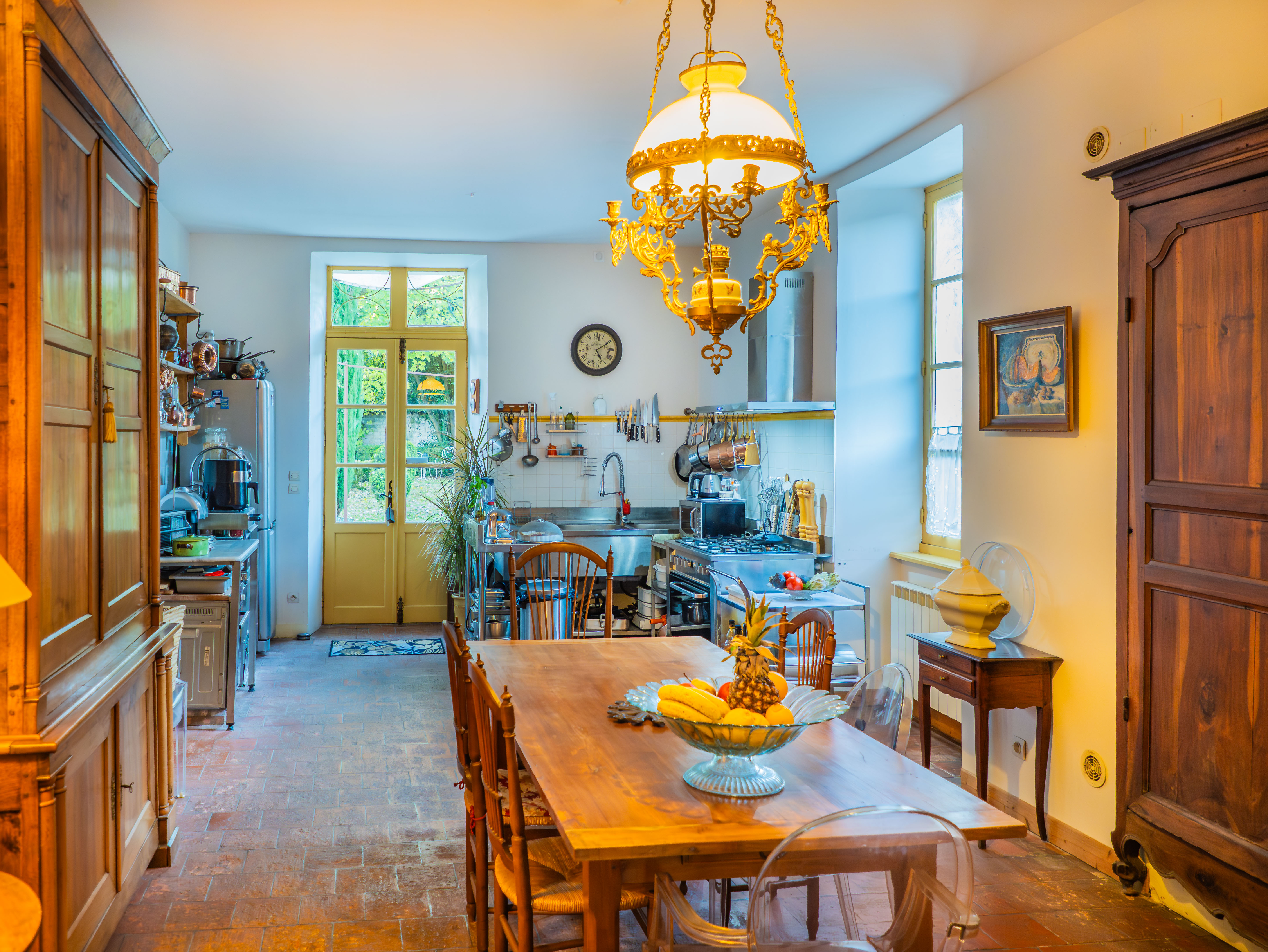 French property for sale in Archiac, Charente-Maritime - €990,000 - photo 