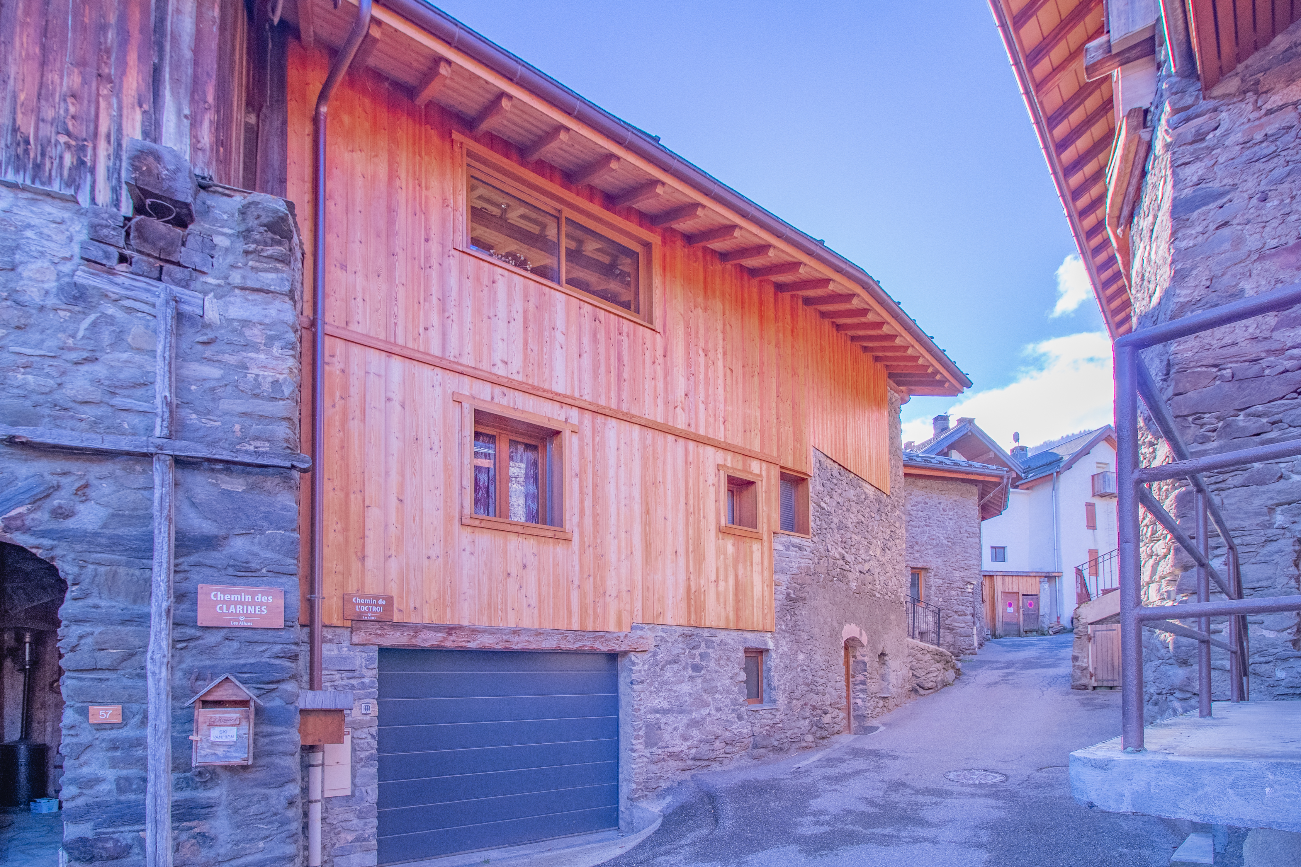 French property for sale in Les Allues, Savoie - €1,450,000 - photo 