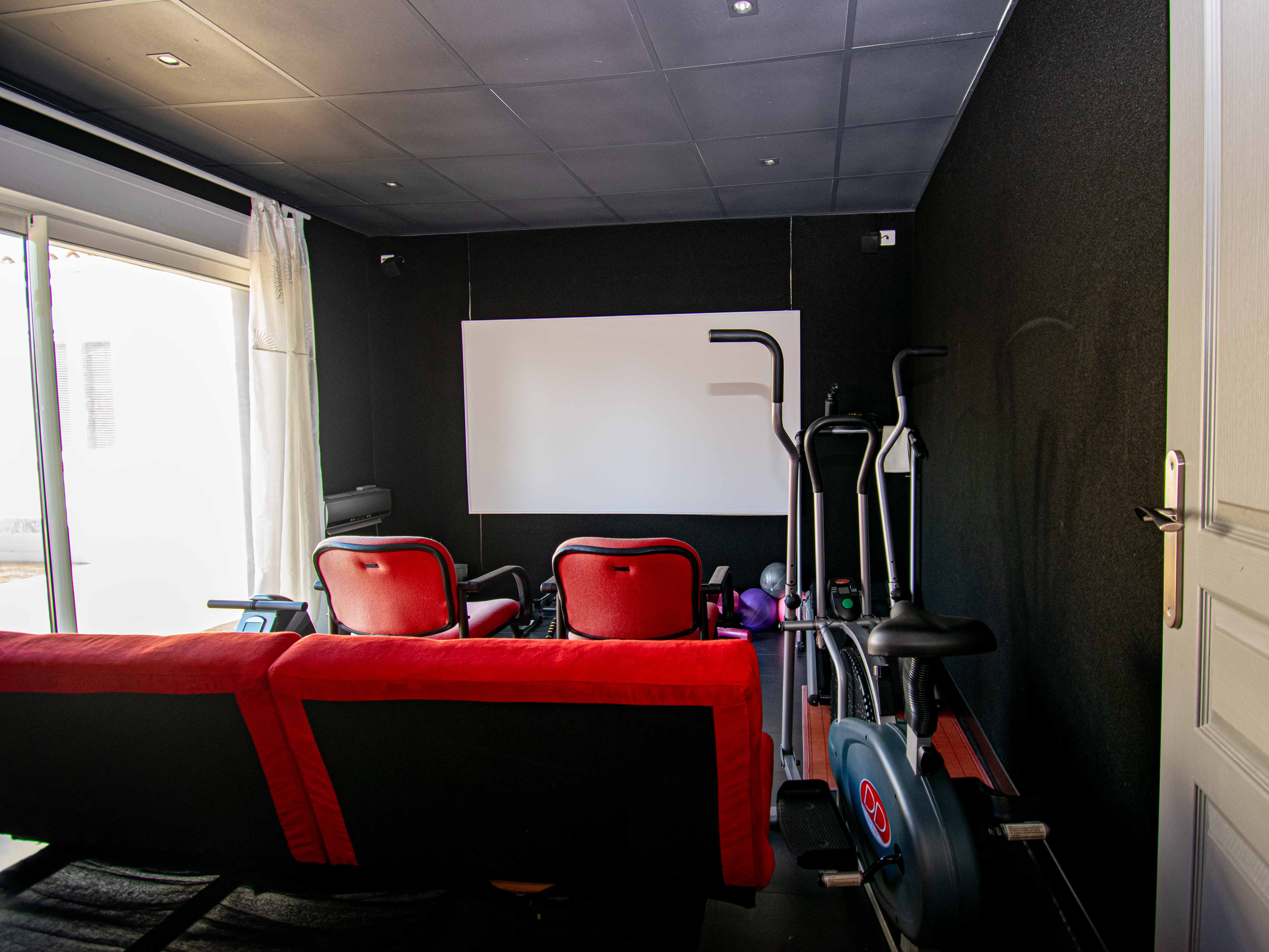 French property for sale in Seilh, Haute-Garonne - €595,000 - photo 