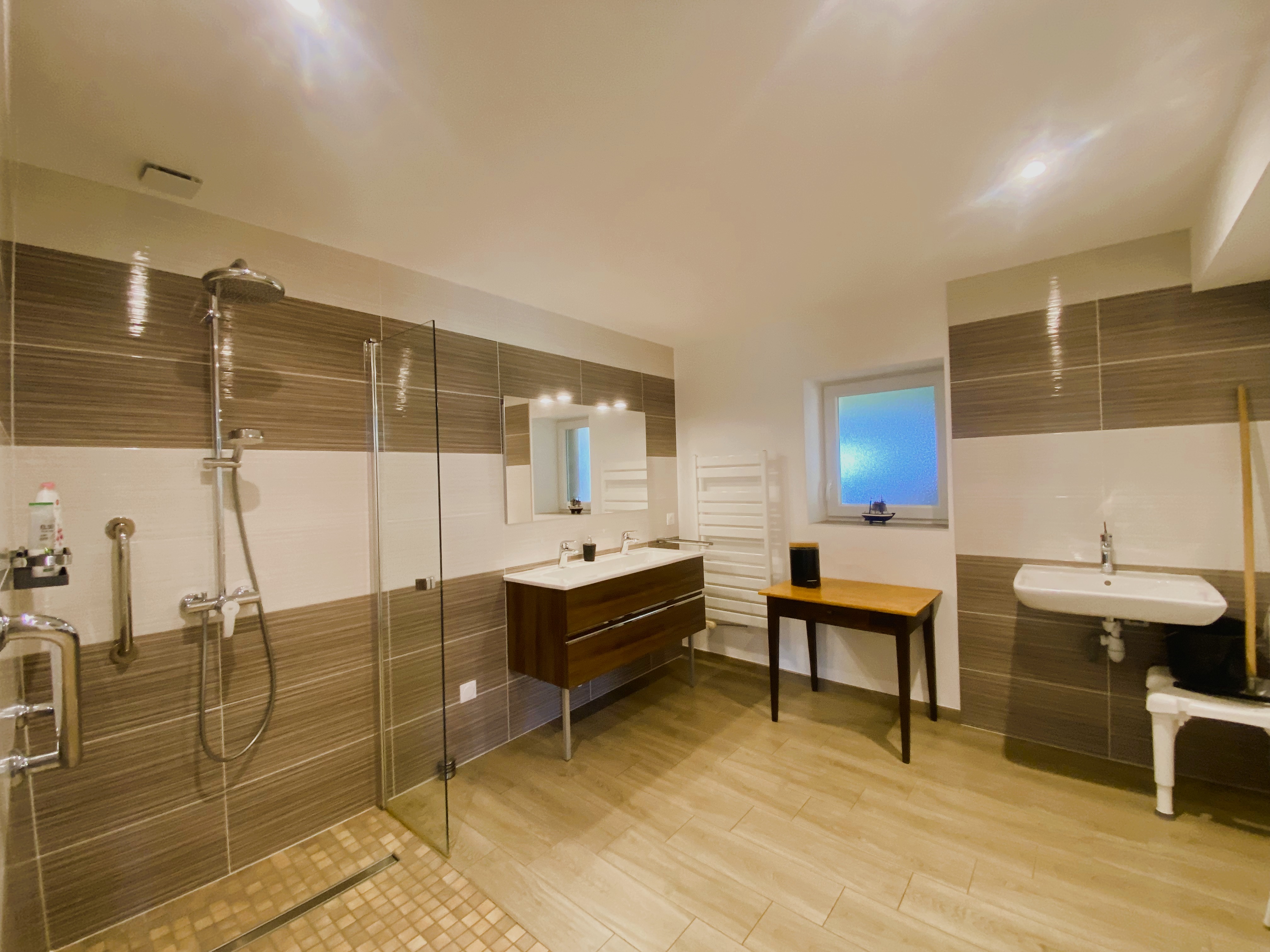 Propriété en France à vendre à Épineuil-le-Fleuriel, Cher - €935 749 - photo 