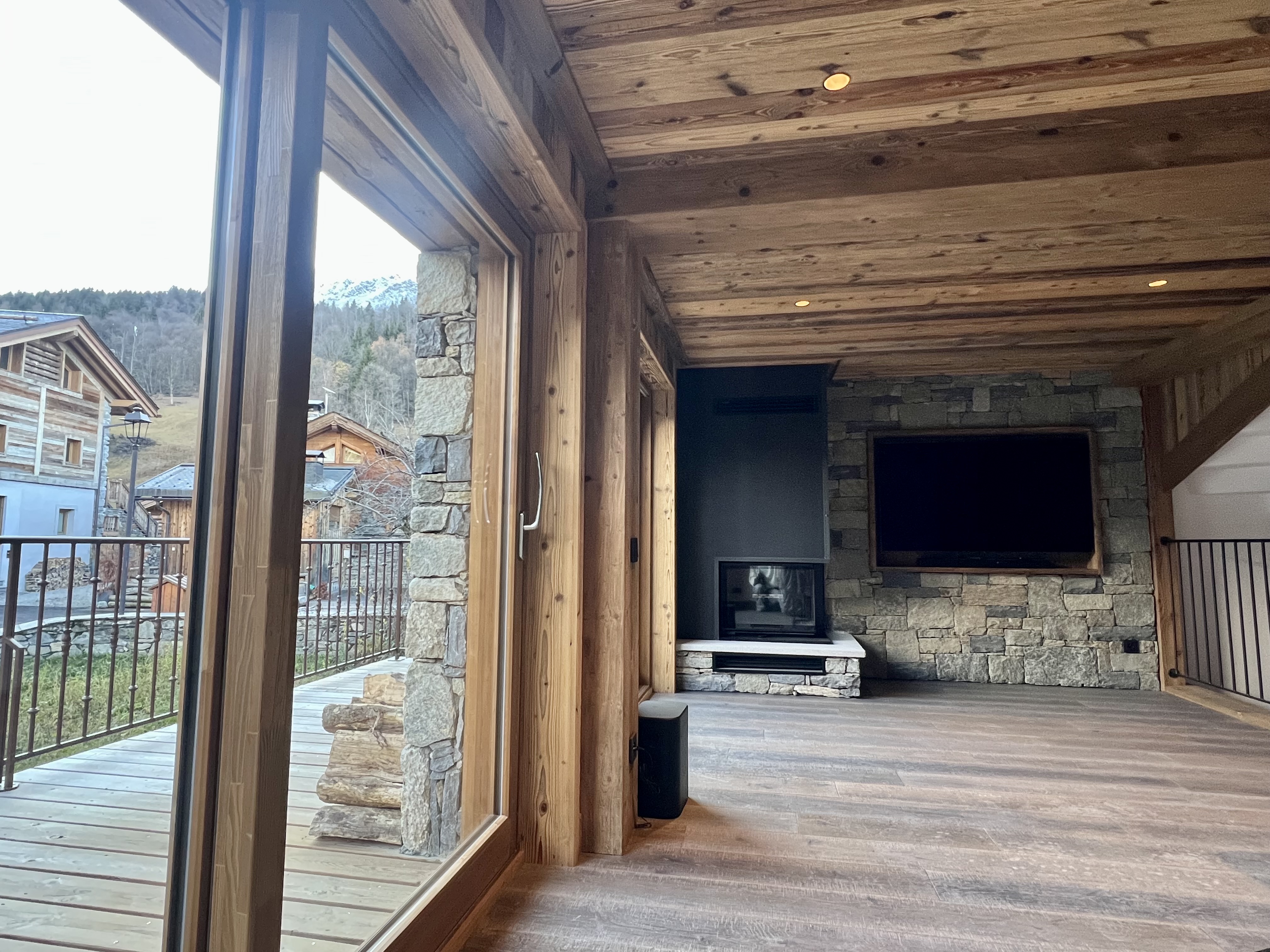 French property for sale in MERIBEL LES ALLUES, Savoie - €2,850,000 - photo 