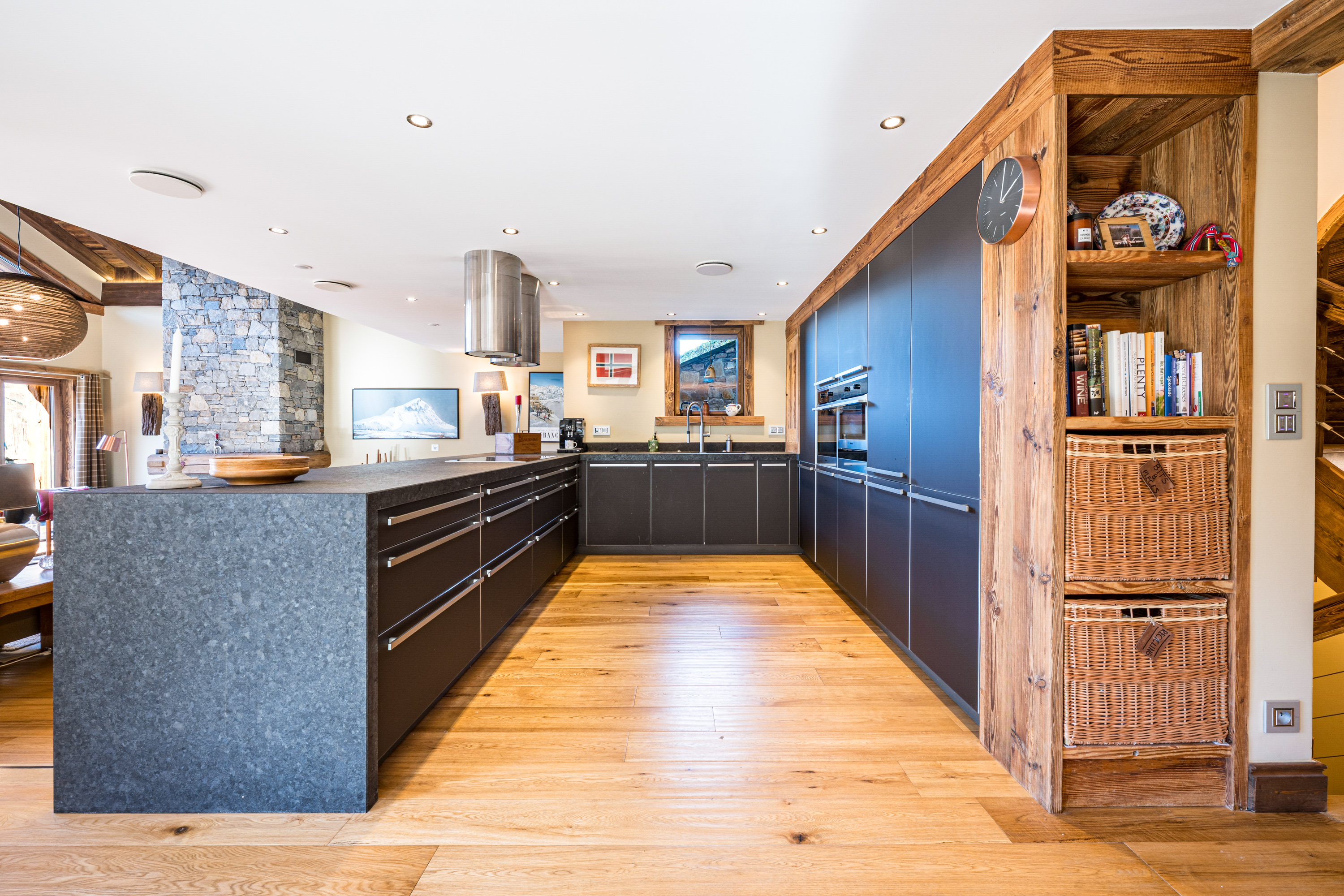 French property for sale in Saint-Martin-de-Belleville, Savoie - €7,000,000 - photo 