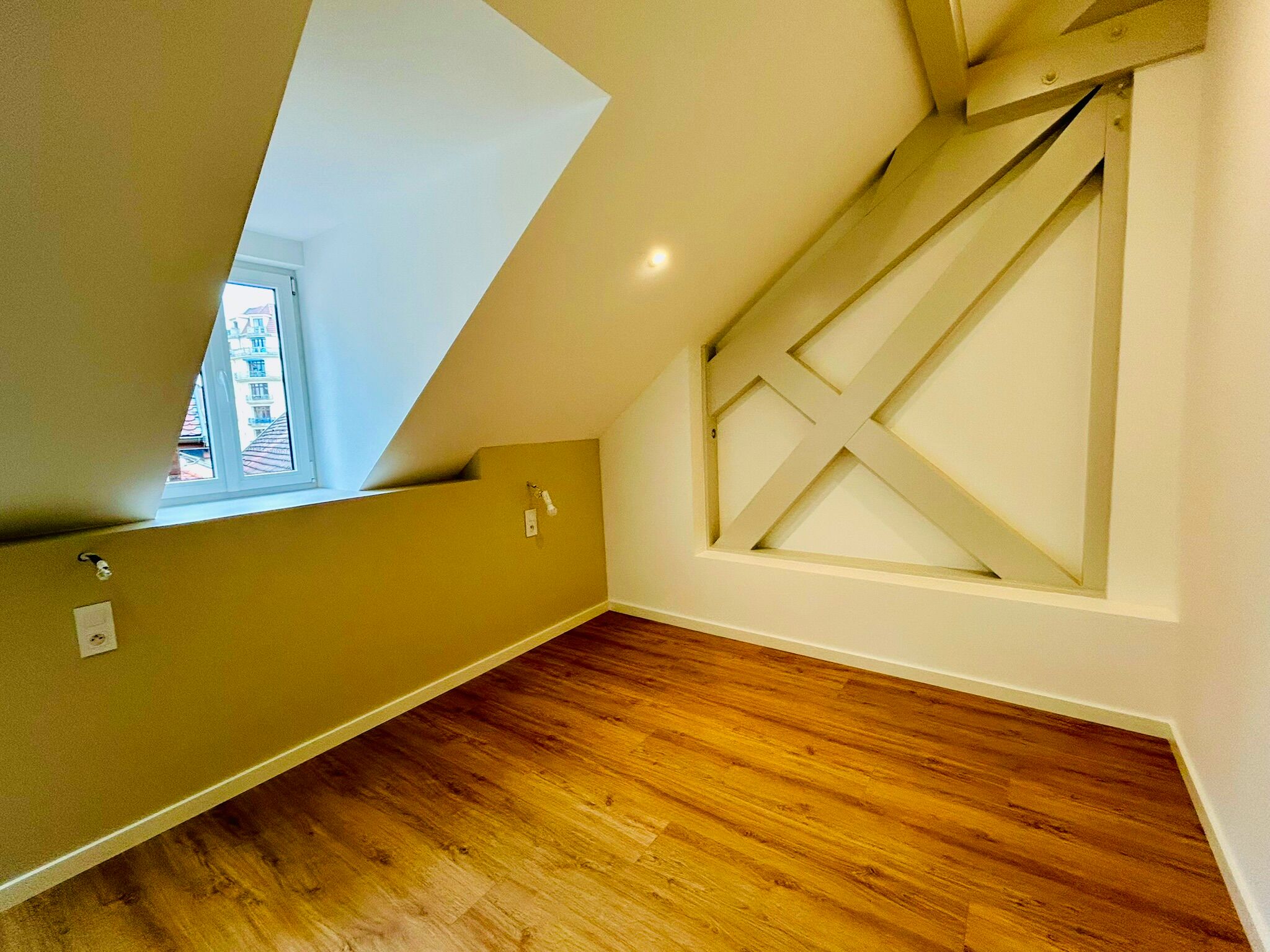 French property for sale in Annecy, Haute-Savoie - €859,500 - photo 