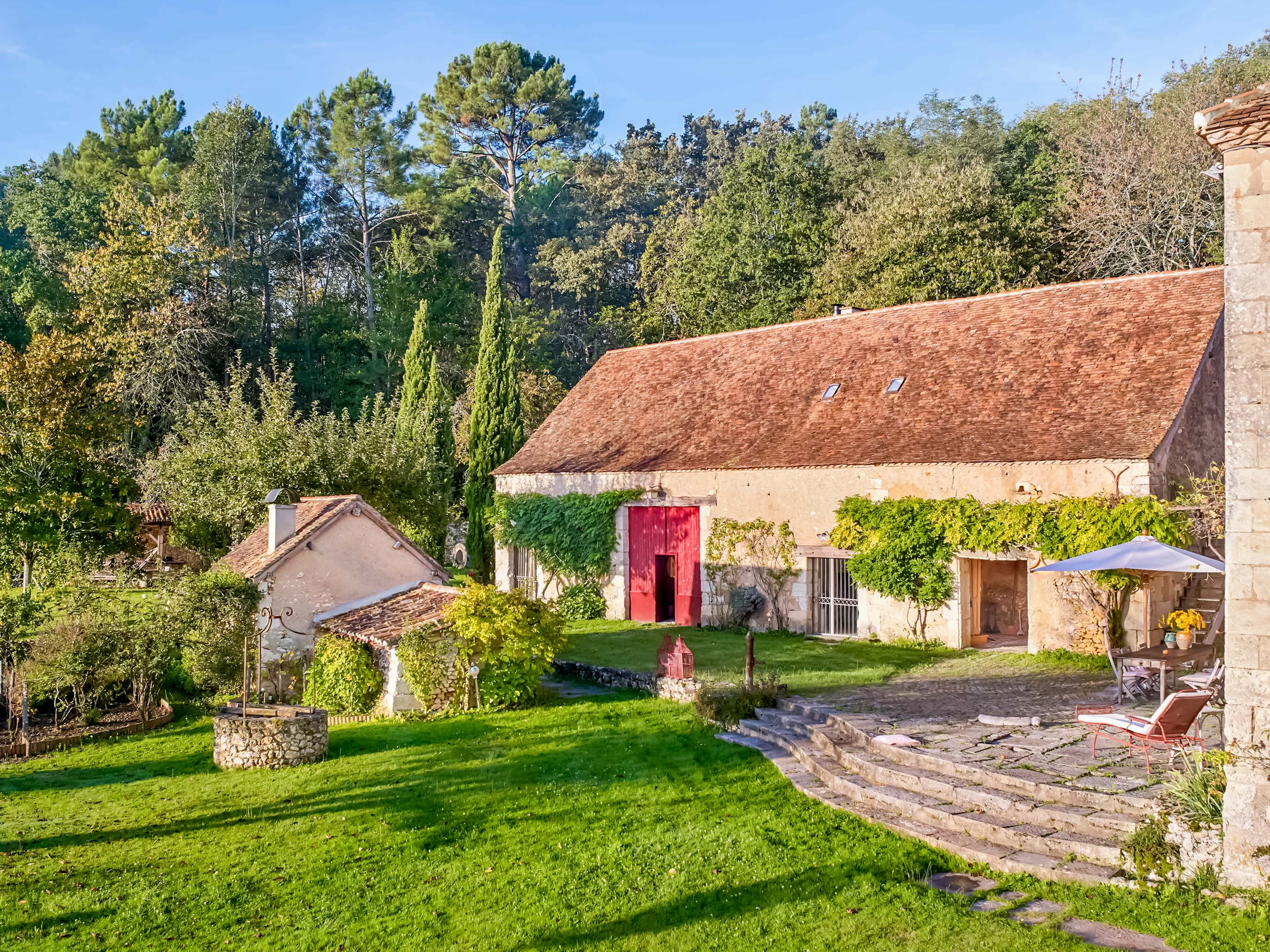 Propriété en France à vendre à Montagnac-la-Crempse, Dordogne - &#8364;1 908 000 - photo 