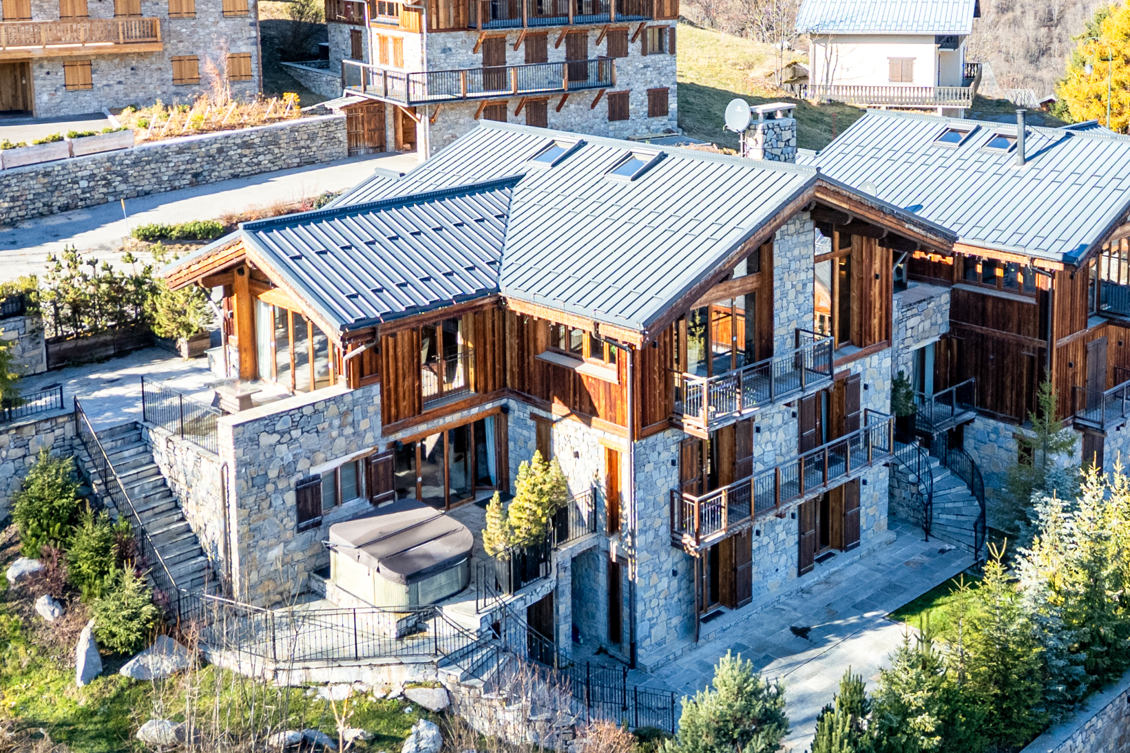 French property for sale in Saint-Martin-de-Belleville, Savoie - €3,950,000 - photo 