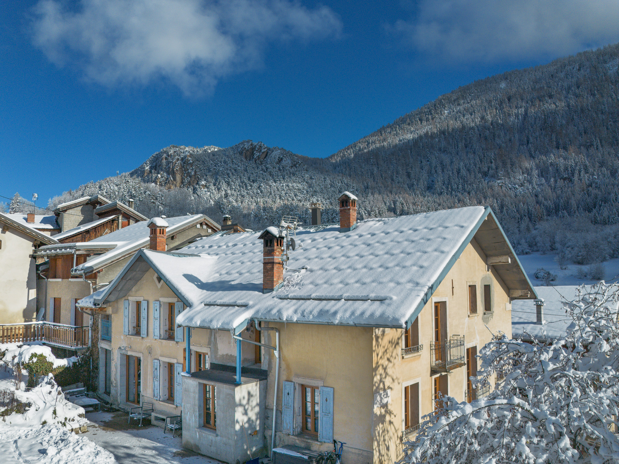 French property for sale in Notre-Dame-du-Pré, Savoie - €999,000 - photo 