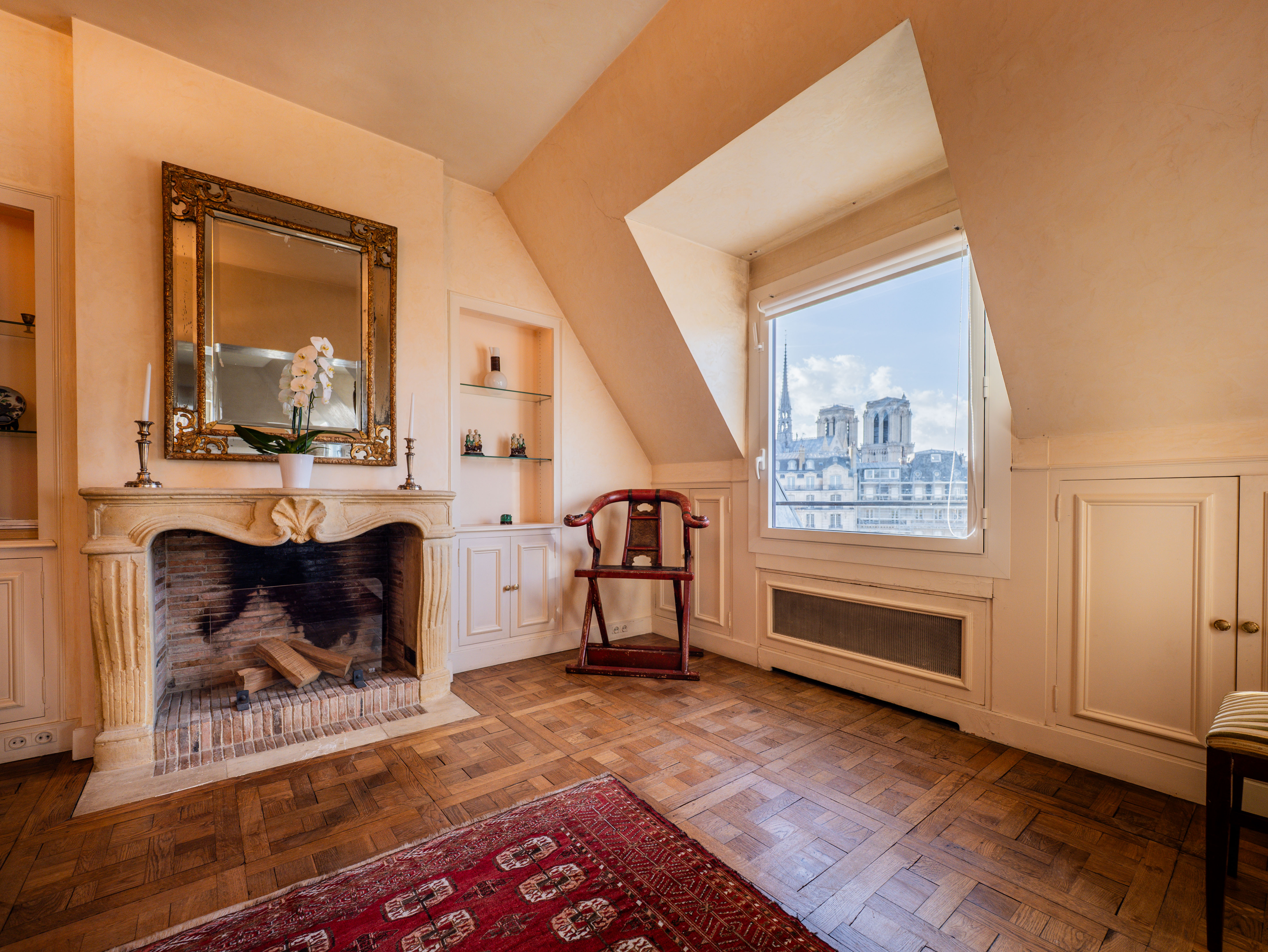 French property for sale in Paris, Paris - €4,500,000 - photo 