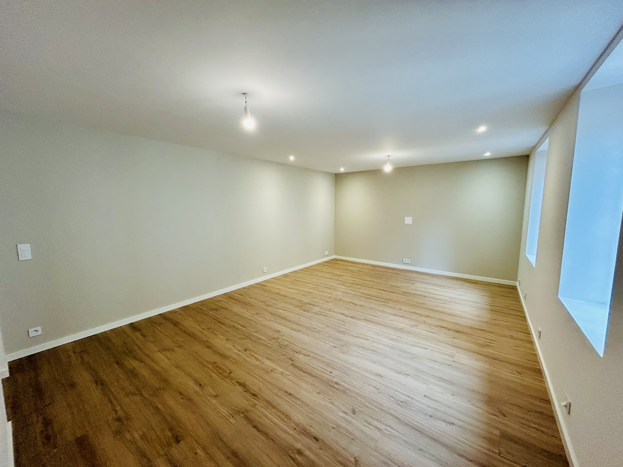 French property for sale in Annecy, Haute-Savoie - €859,500 - photo 