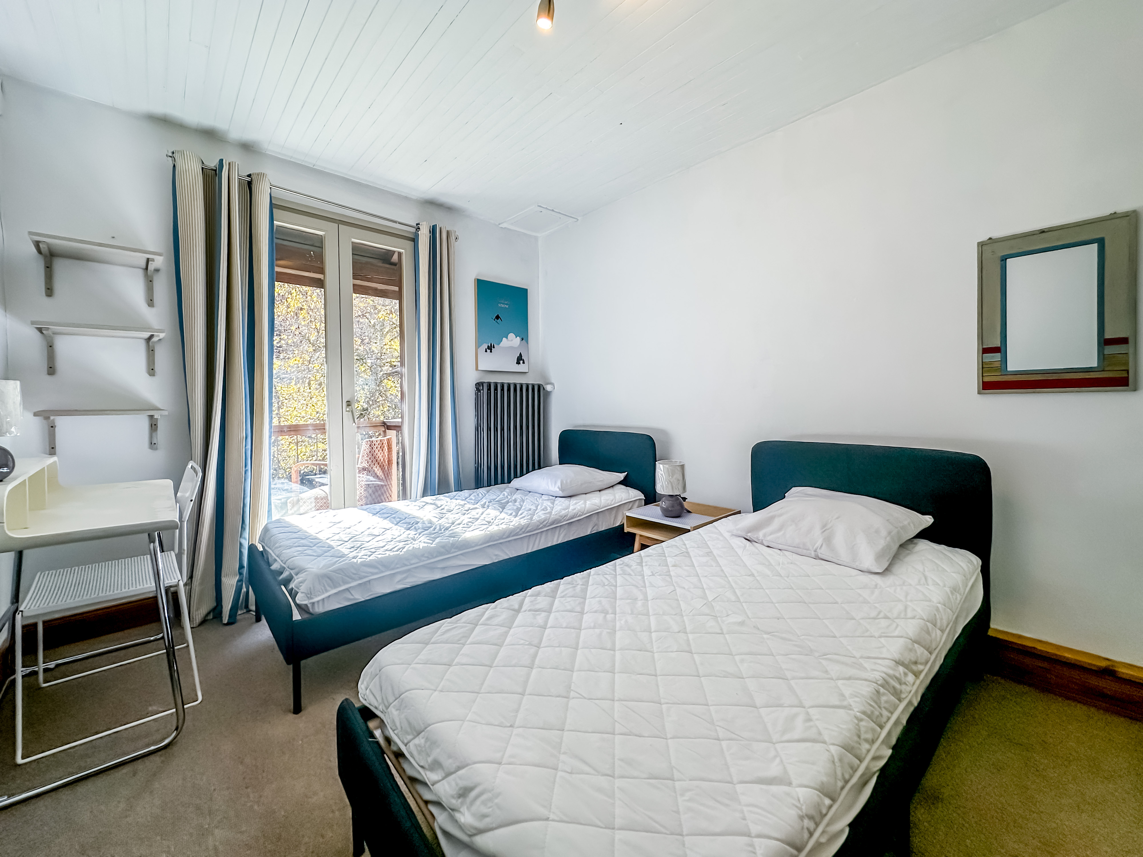 French property for sale in Courchevel, Savoie - €1,100,000 - photo 