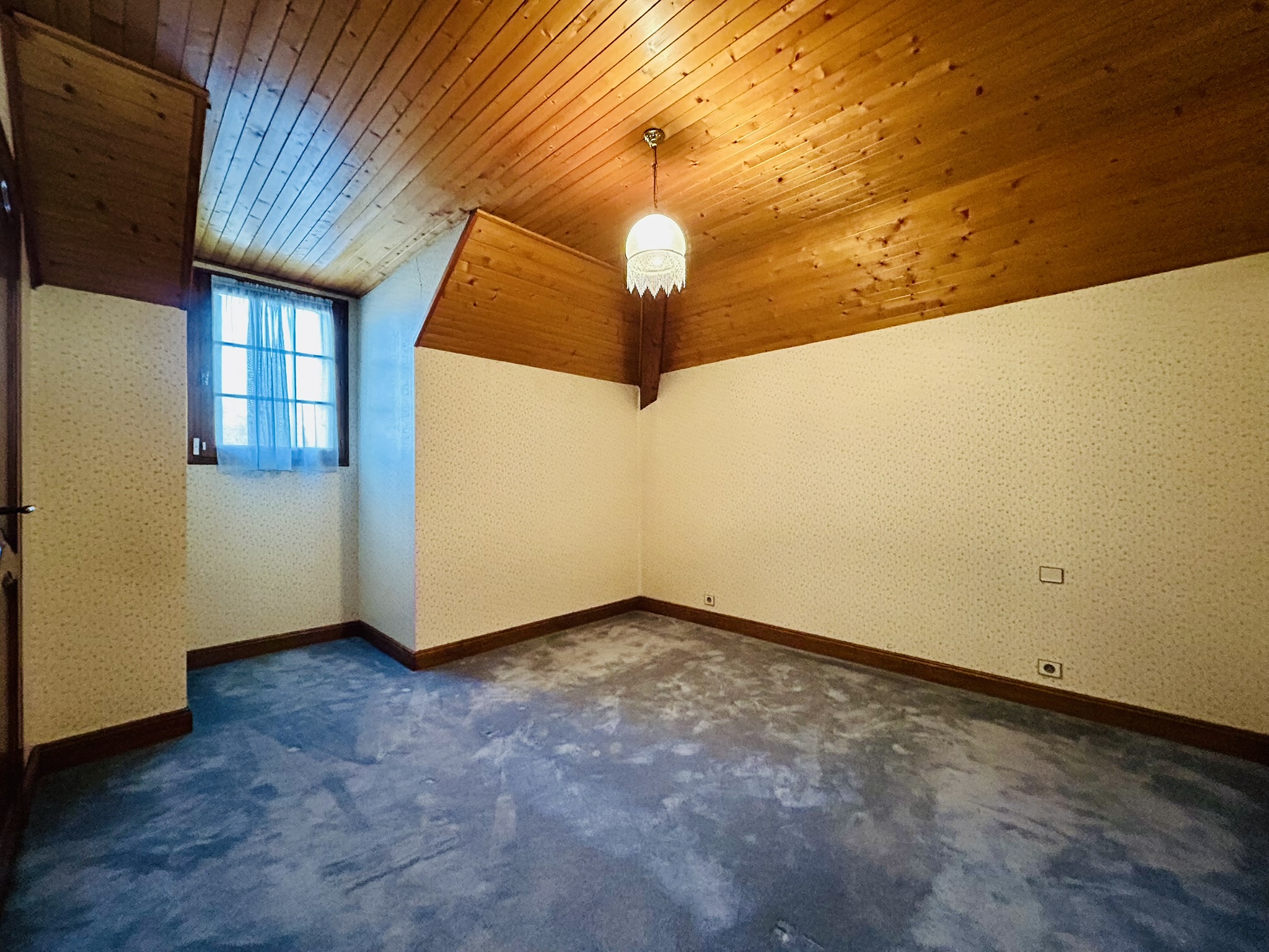 Propriété en France à vendre à Reignier-Ésery, Haute-Savoie - &#8364;1 650 000 - photo 