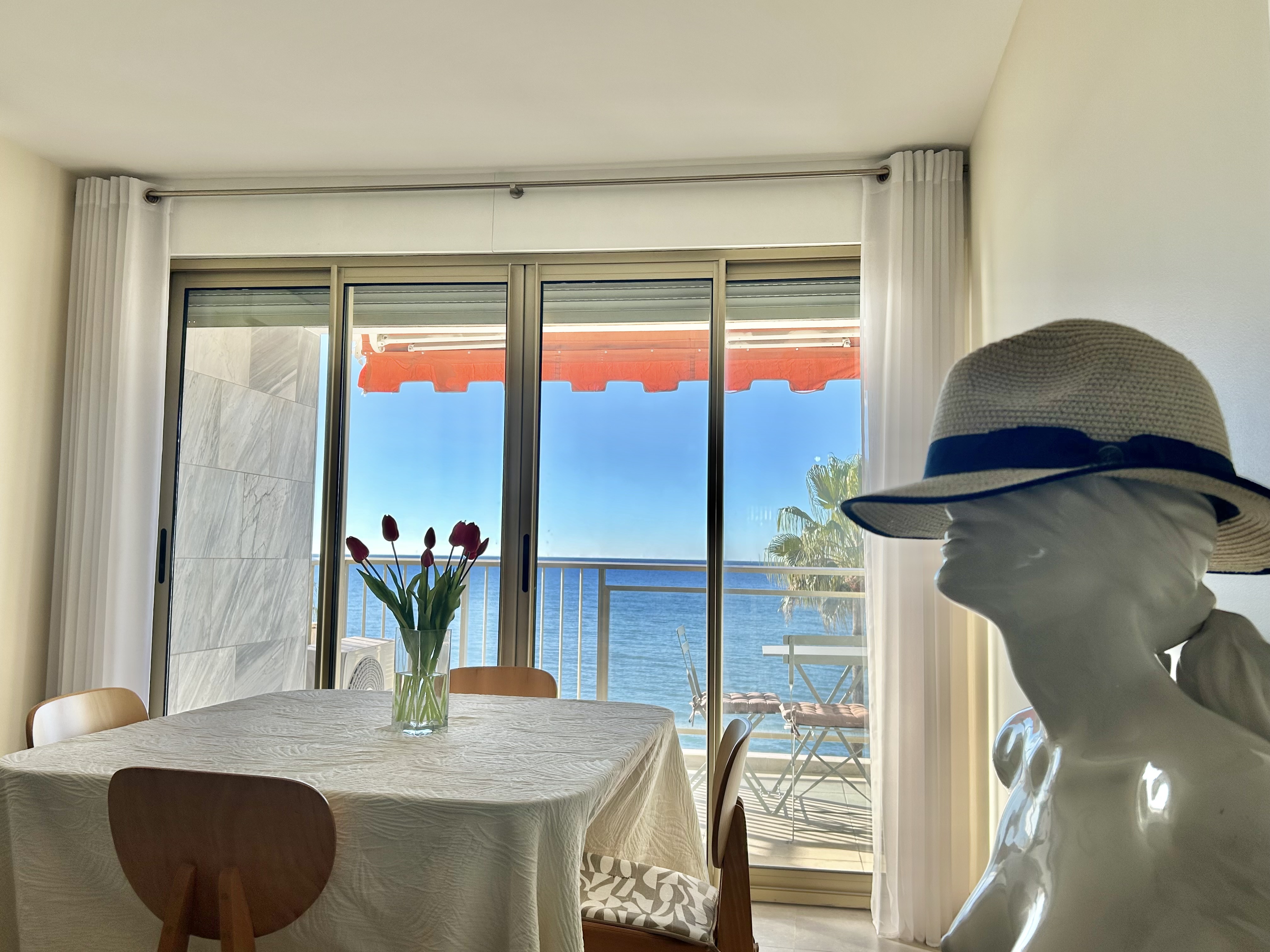 Propriété en France à vendre à Antibes, Alpes-Maritimes - &#8364;730 000 - photo 