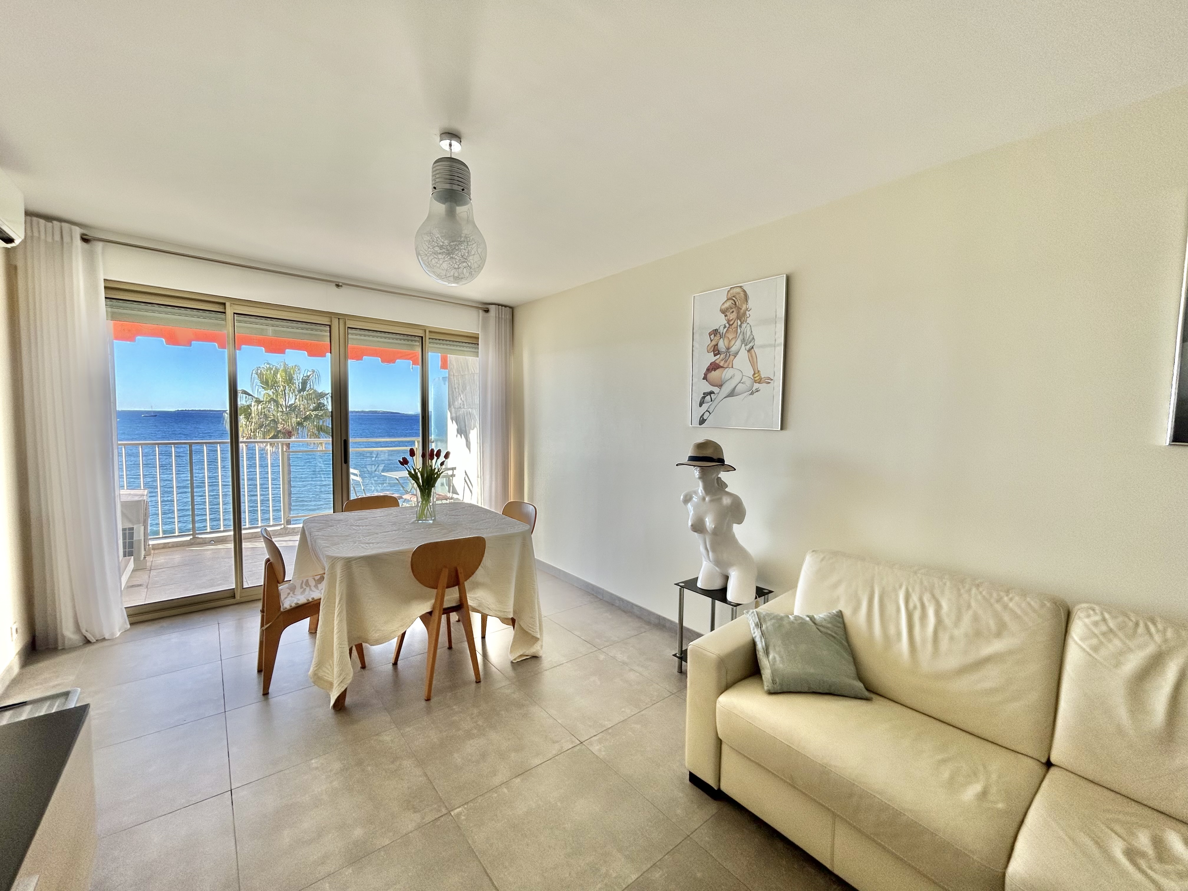 Propriété en France à vendre à Antibes, Alpes-Maritimes - &#8364;730 000 - photo 