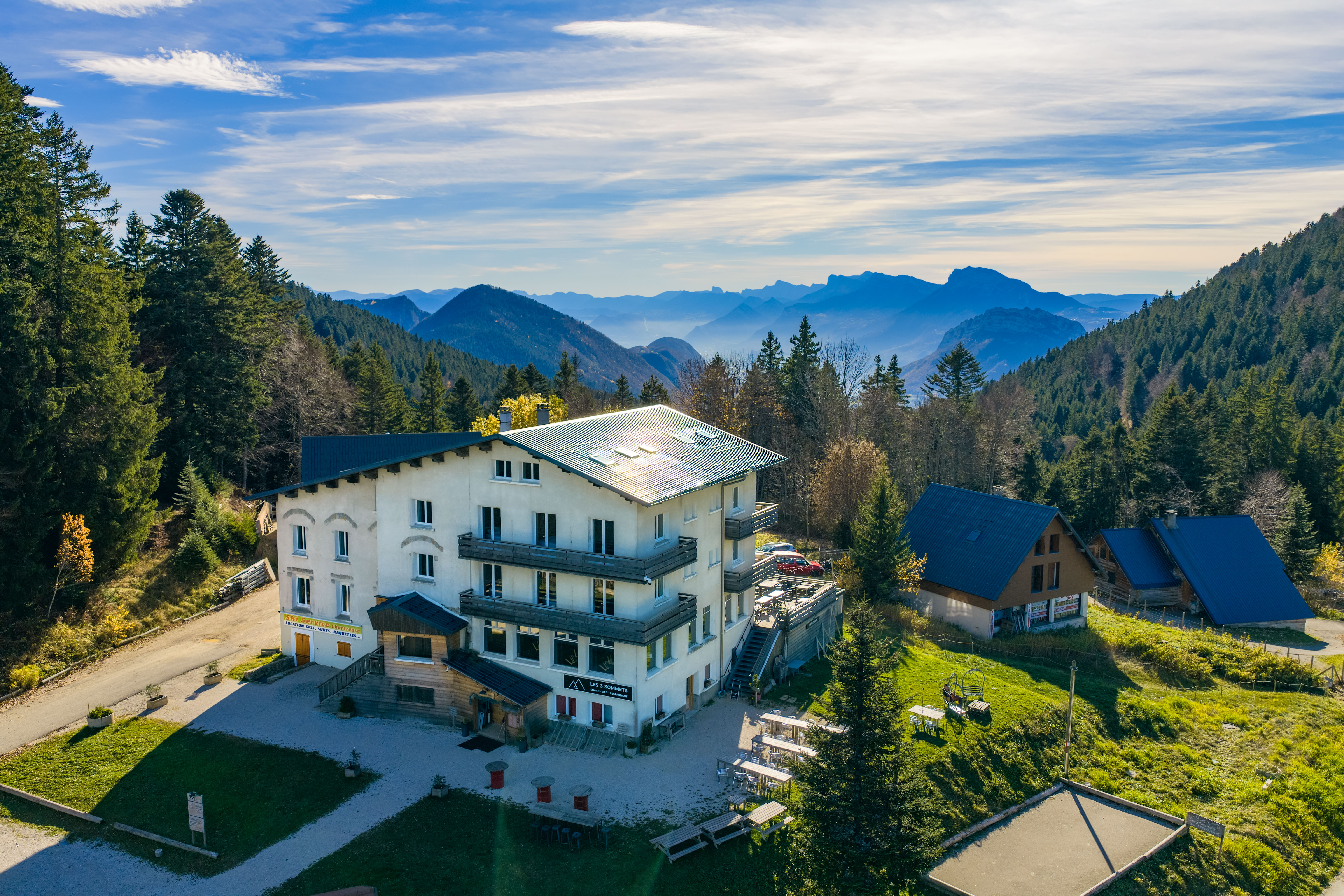 Propriété en France à vendre à Sarcenas, Isère - &#8364;2 950 000 - photo 