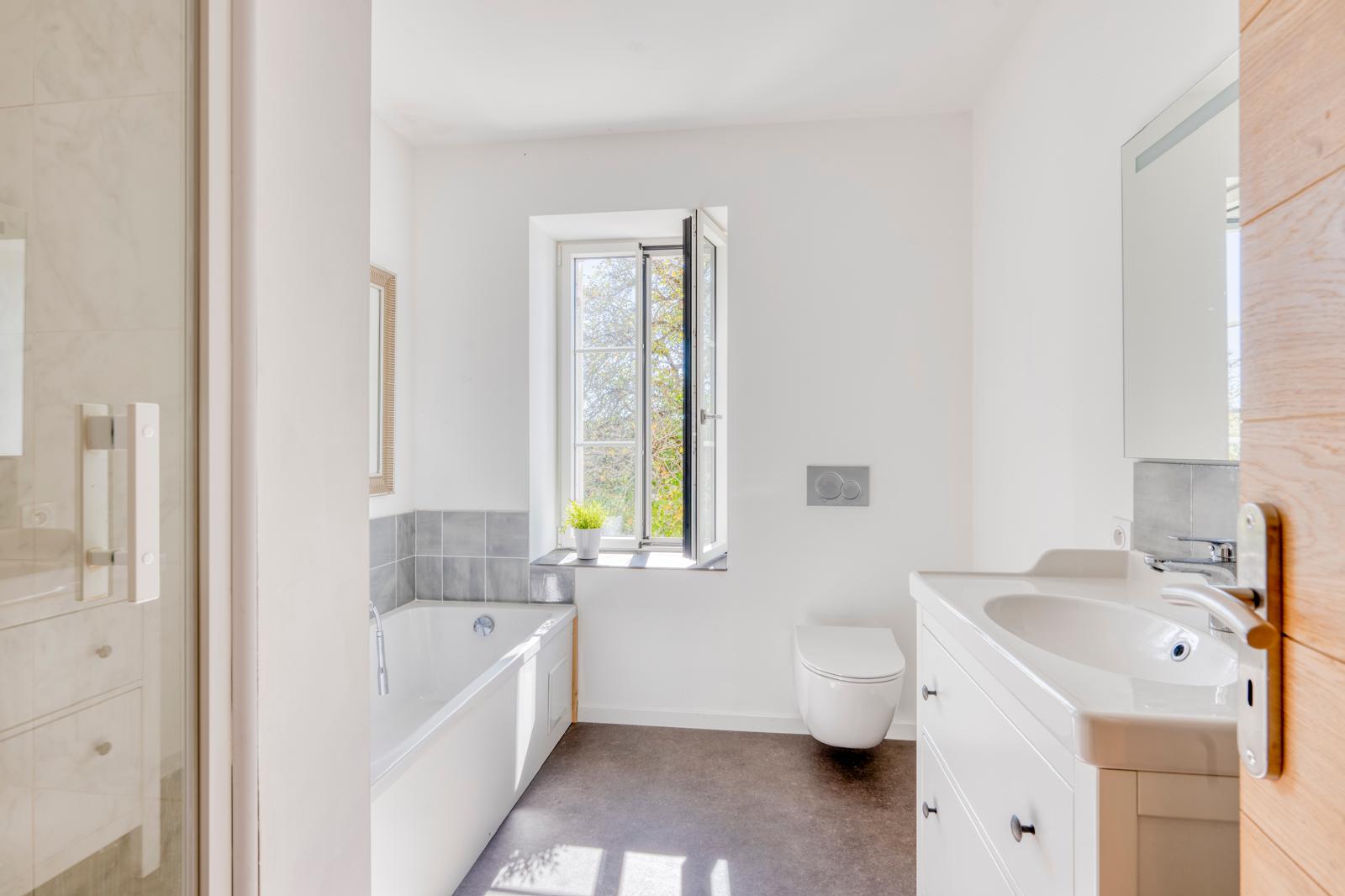 French property for sale in Saint-Méard-de-Gurçon, Dordogne - €895,000 - photo 