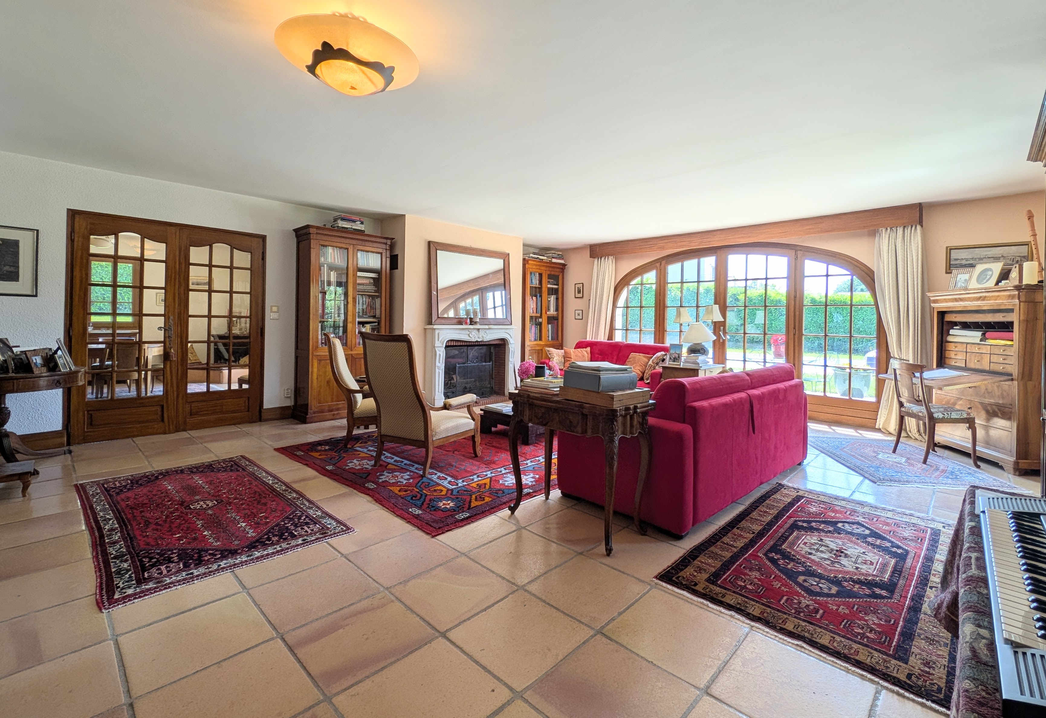Propriété en France à vendre à Nernier, Haute-Savoie - &#8364;1 298 000 - photo 