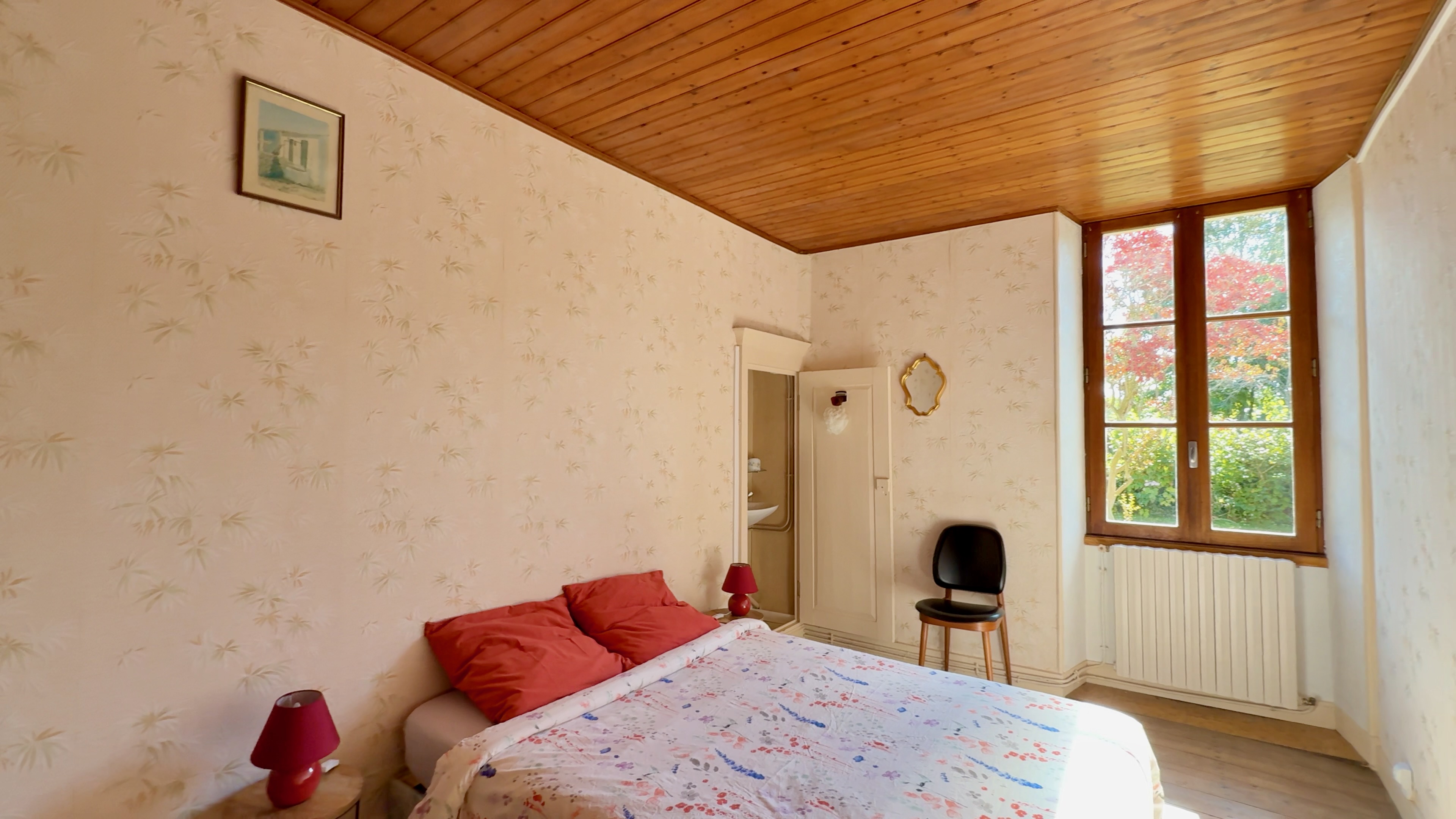 French property for sale in Ronsenac, Charente - €605,000 - photo 