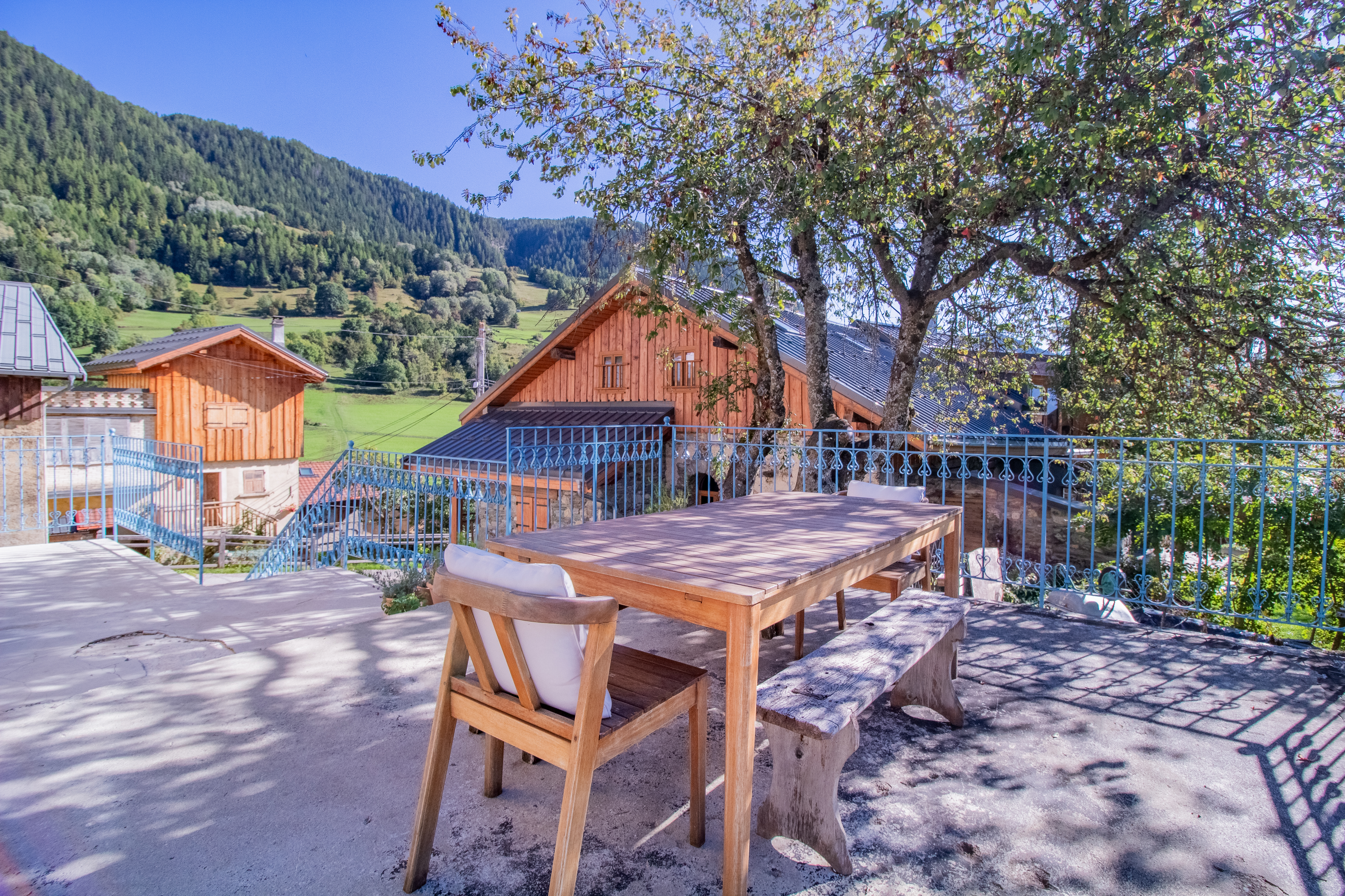 Propriété en France à vendre à La Plagne Tarentaise, Savoie - €892 450 - photo 