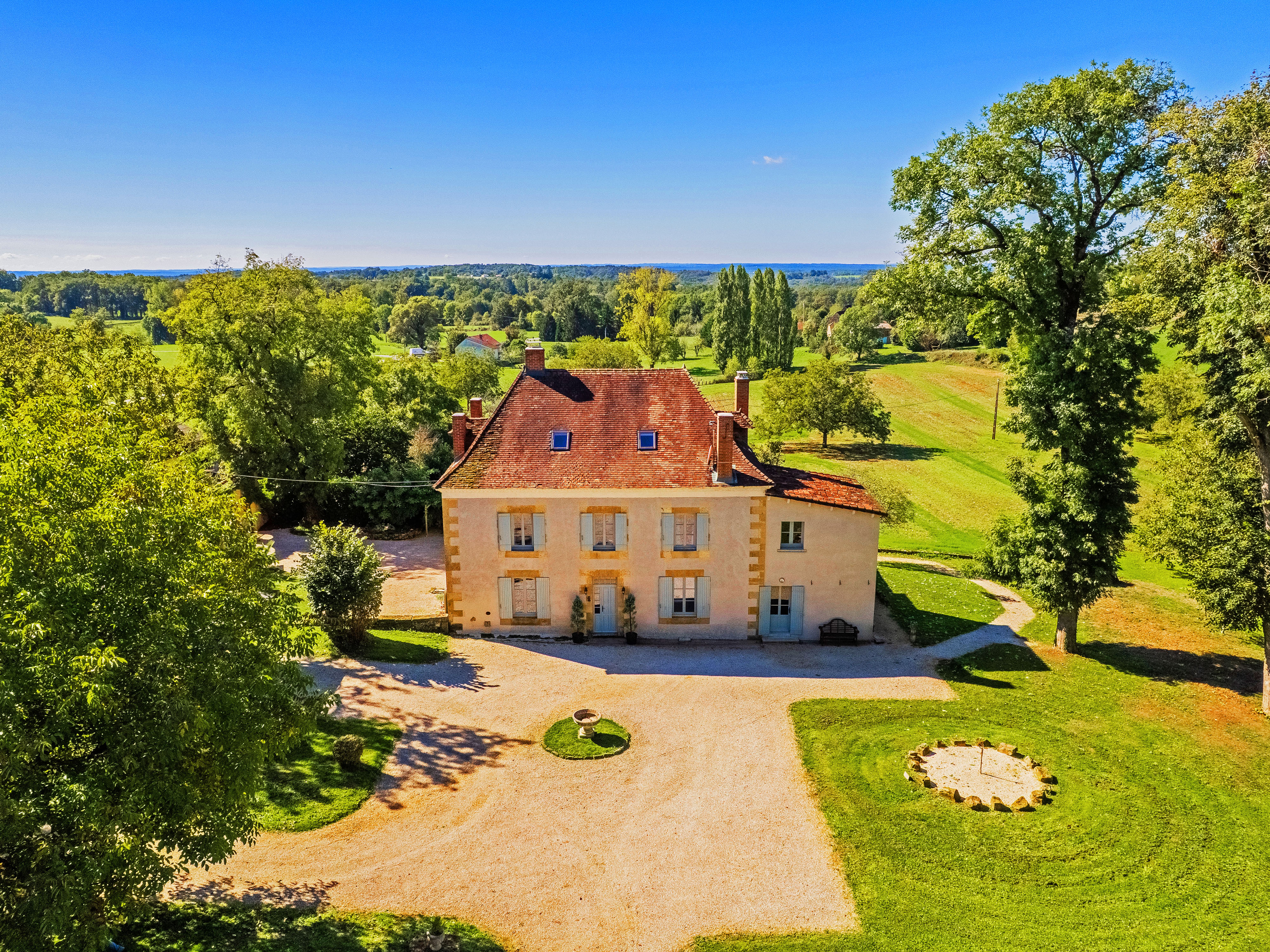 French property for sale in Nanthiat, Dordogne - €899,000 - photo 