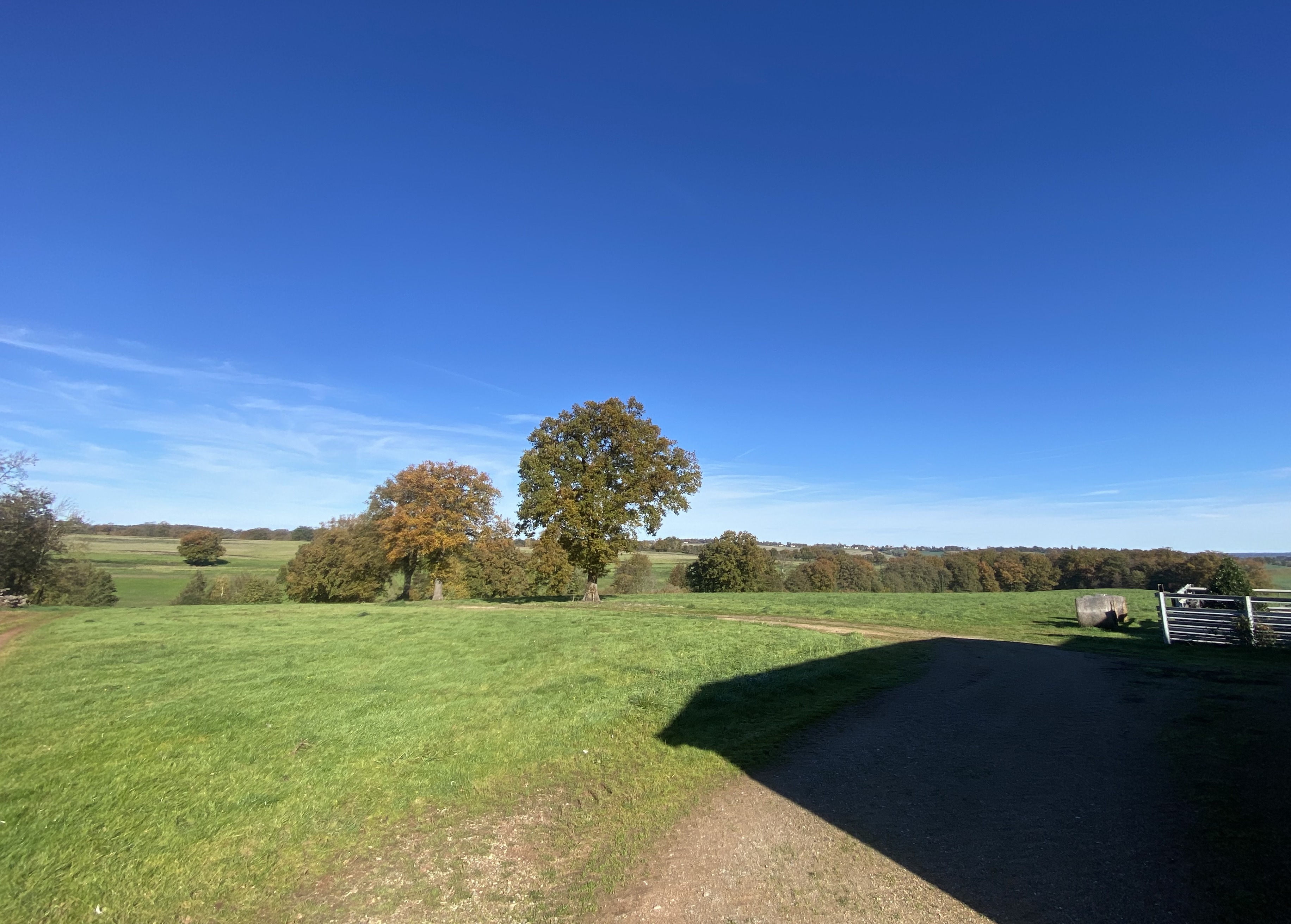 Propriété en France à vendre à Épineuil-le-Fleuriel, Cher - €935 749 - photo 