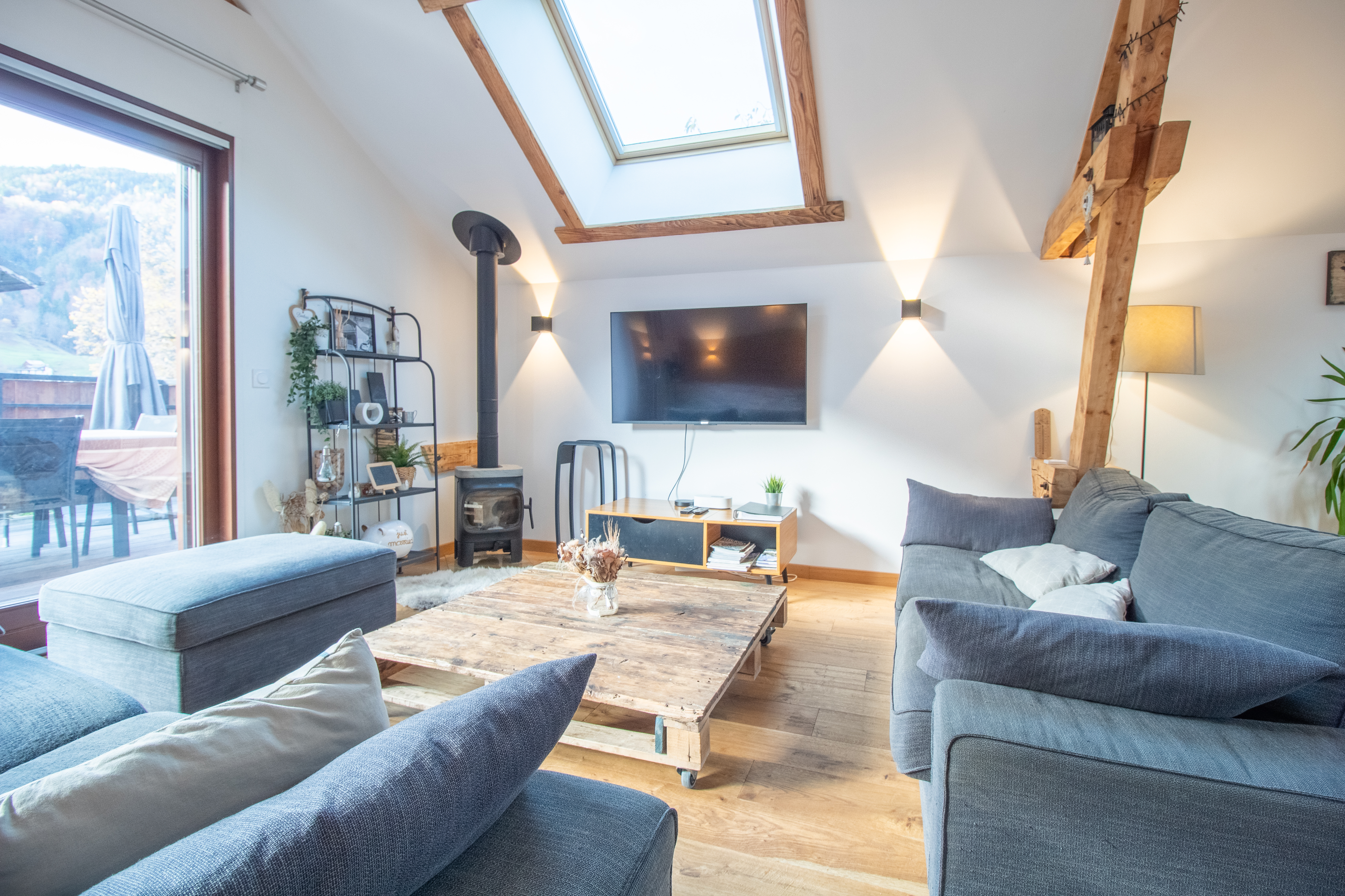 Propriété en France à vendre à Bozel, Savoie - €885 000 - photo 