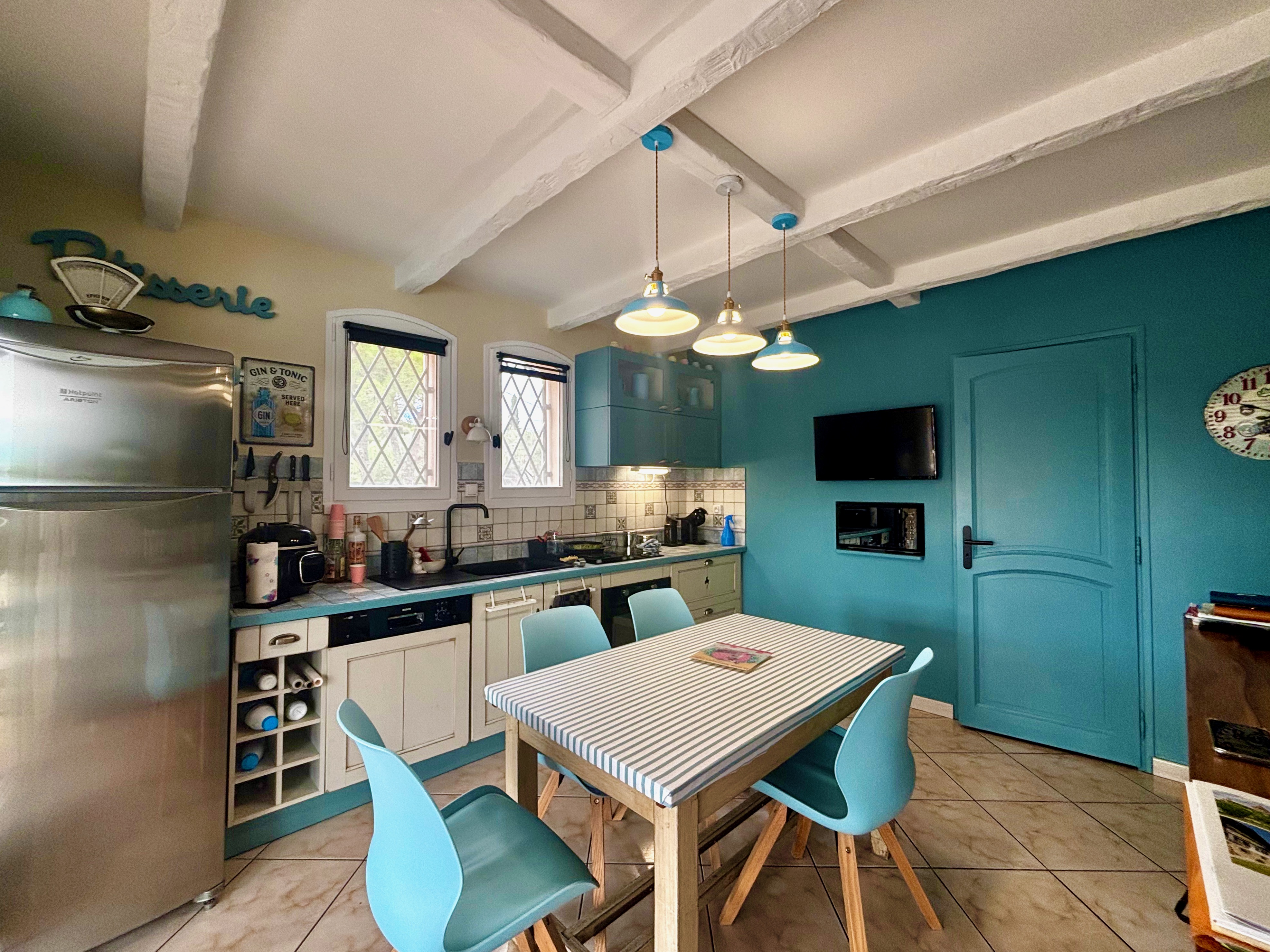 Propriété en France à vendre à Alès, Gard - &#8364;900 000 - photo 