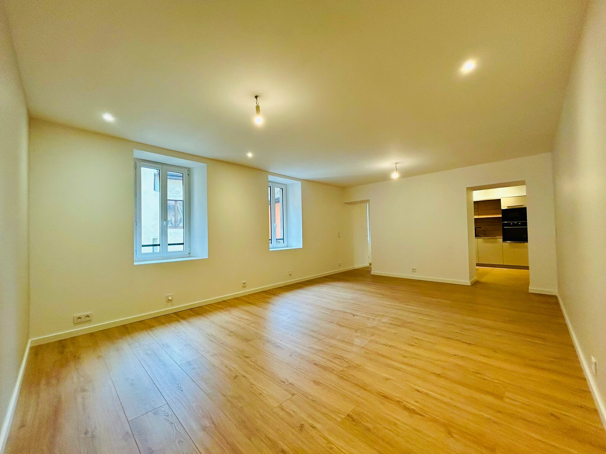 French property for sale in Annecy, Haute-Savoie - €859,500 - photo 