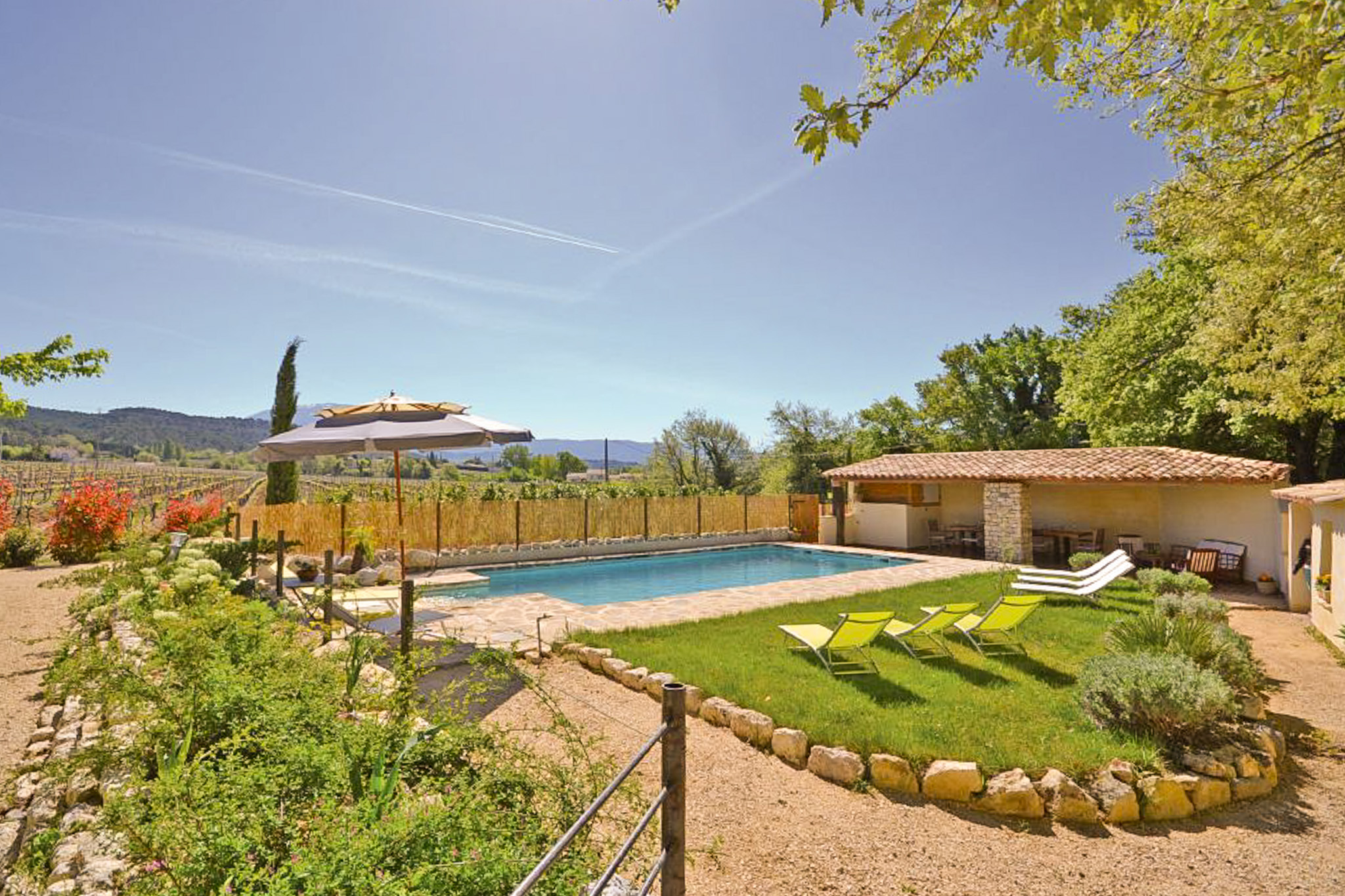 Propriété en France à vendre à Saint-Marcellin-lès-Vaison, Vaucluse - &#8364;850 000 - photo 