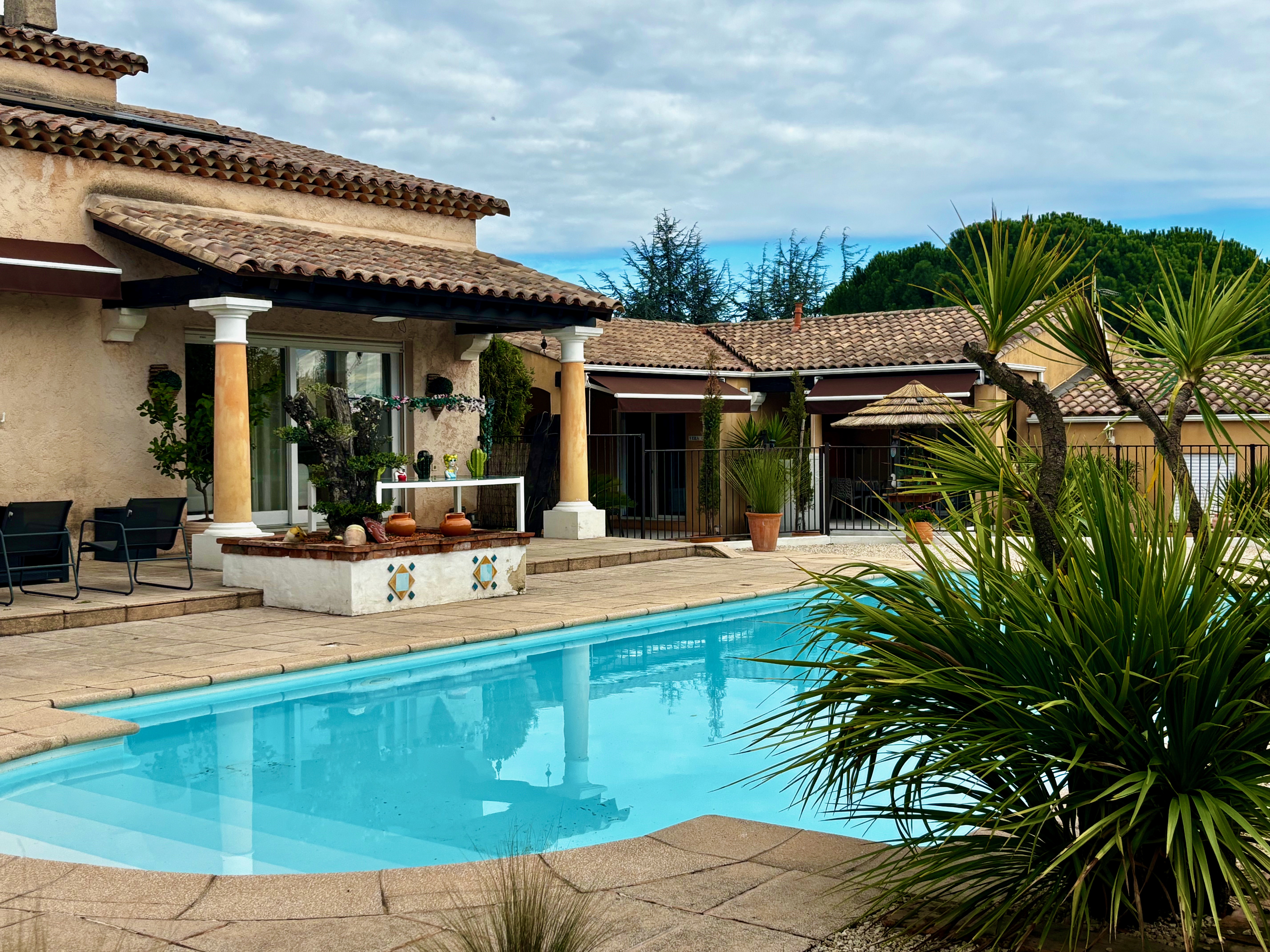 Propriété en France à vendre à Alès, Gard - &#8364;900 000 - photo 