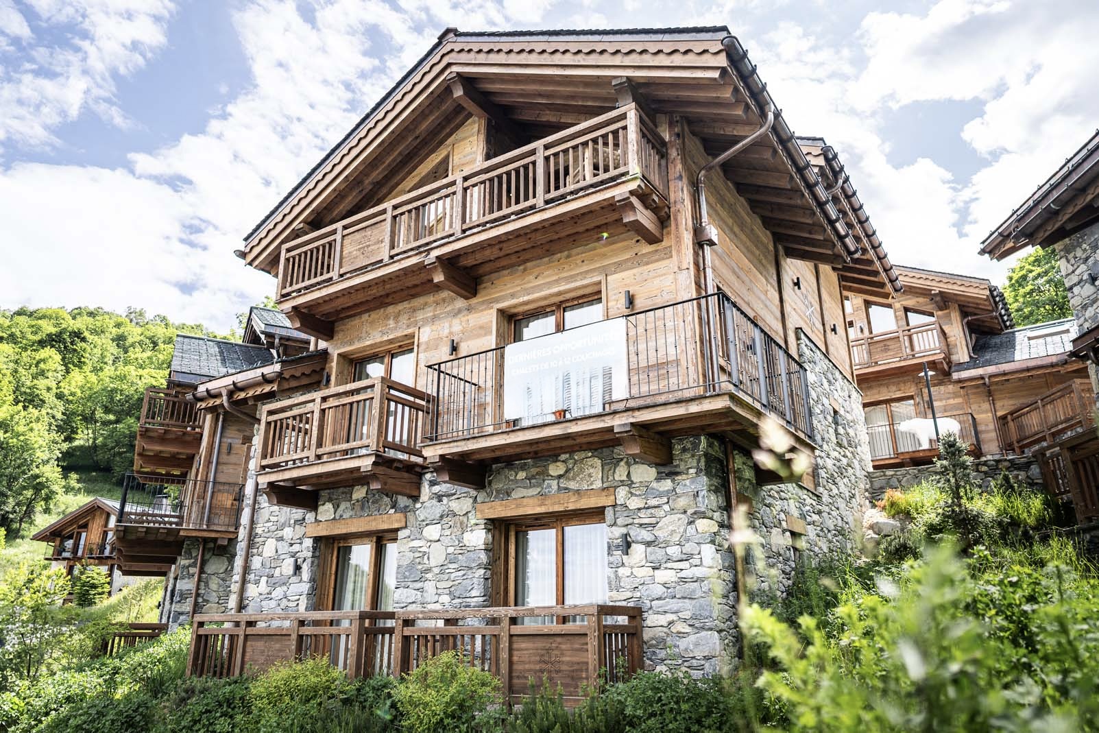 French property for sale in MERIBEL LES ALLUES, Savoie - €2,660,000 - photo 