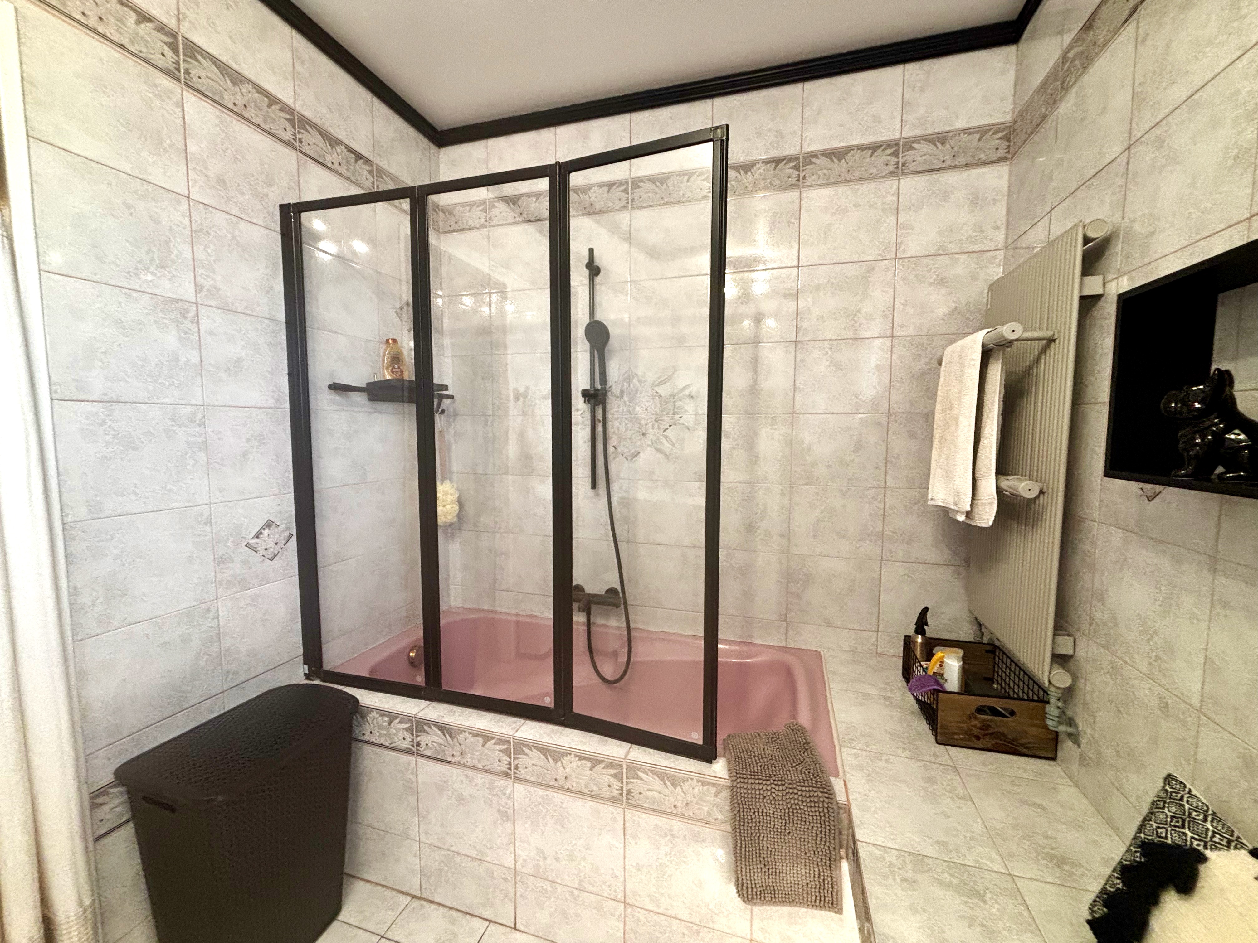 Propriété en France à vendre à Alès, Gard - &#8364;900 000 - photo 