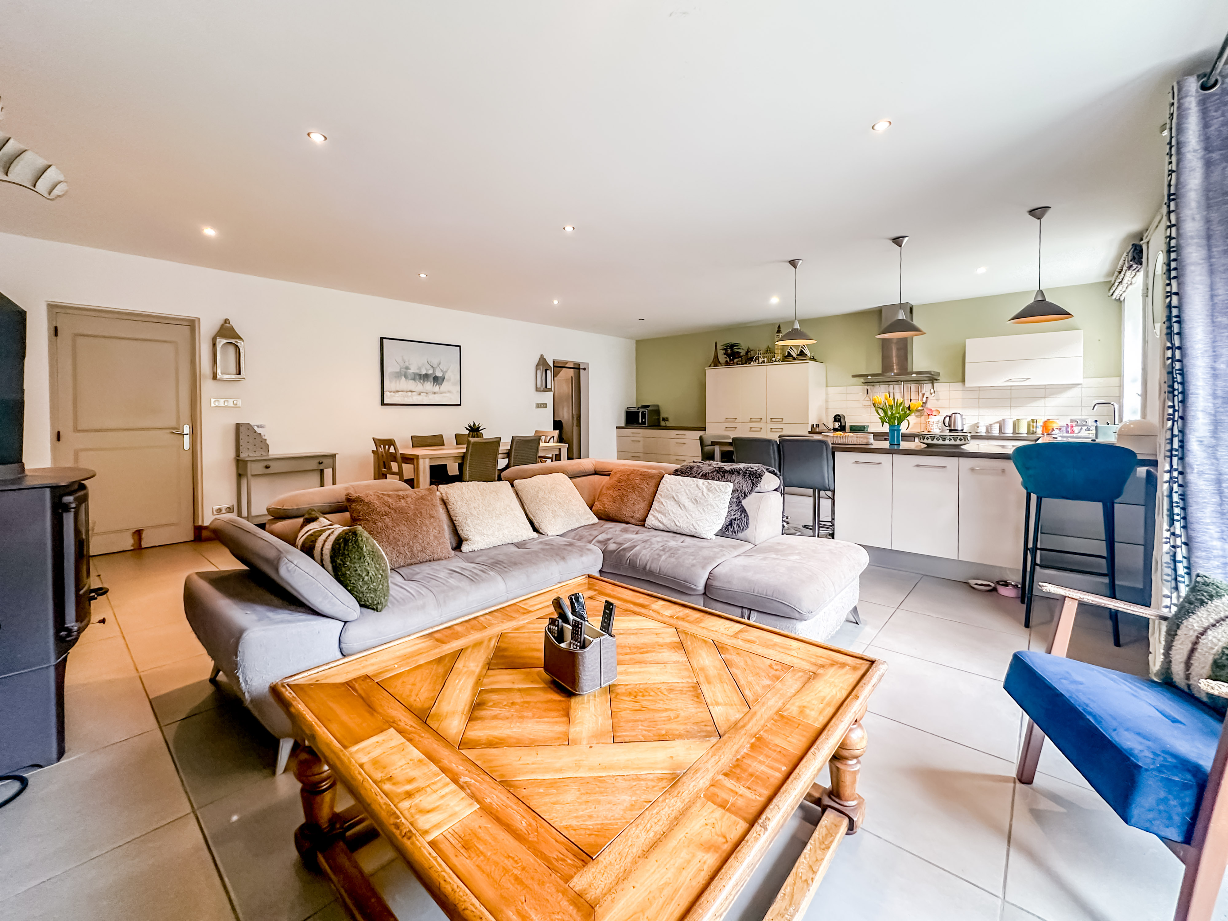 French property for sale in Courchevel, Savoie - €1,100,000 - photo 