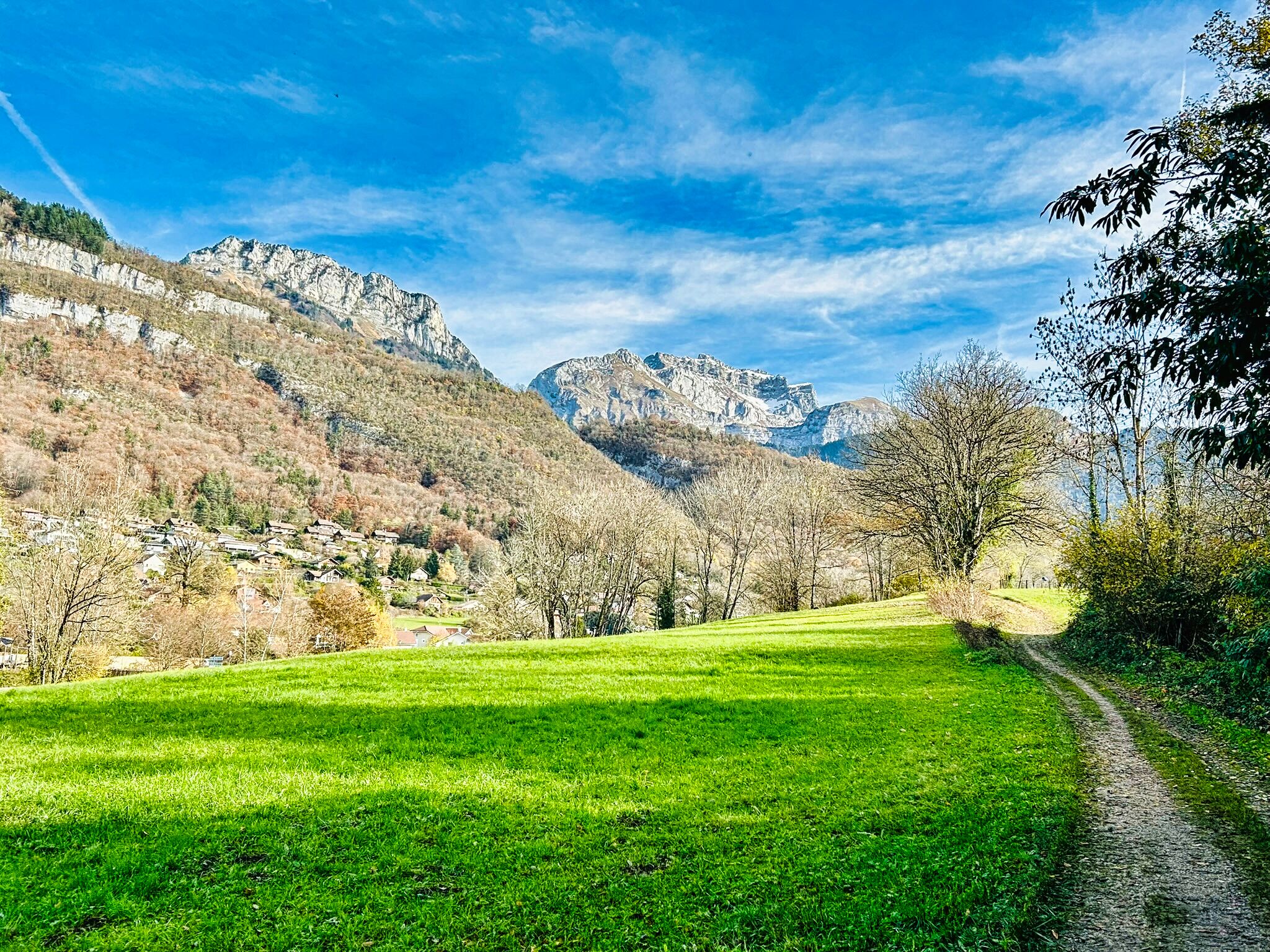 French property for sale in Menthon-Saint-Bernard, Haute-Savoie - €936,000 - photo 