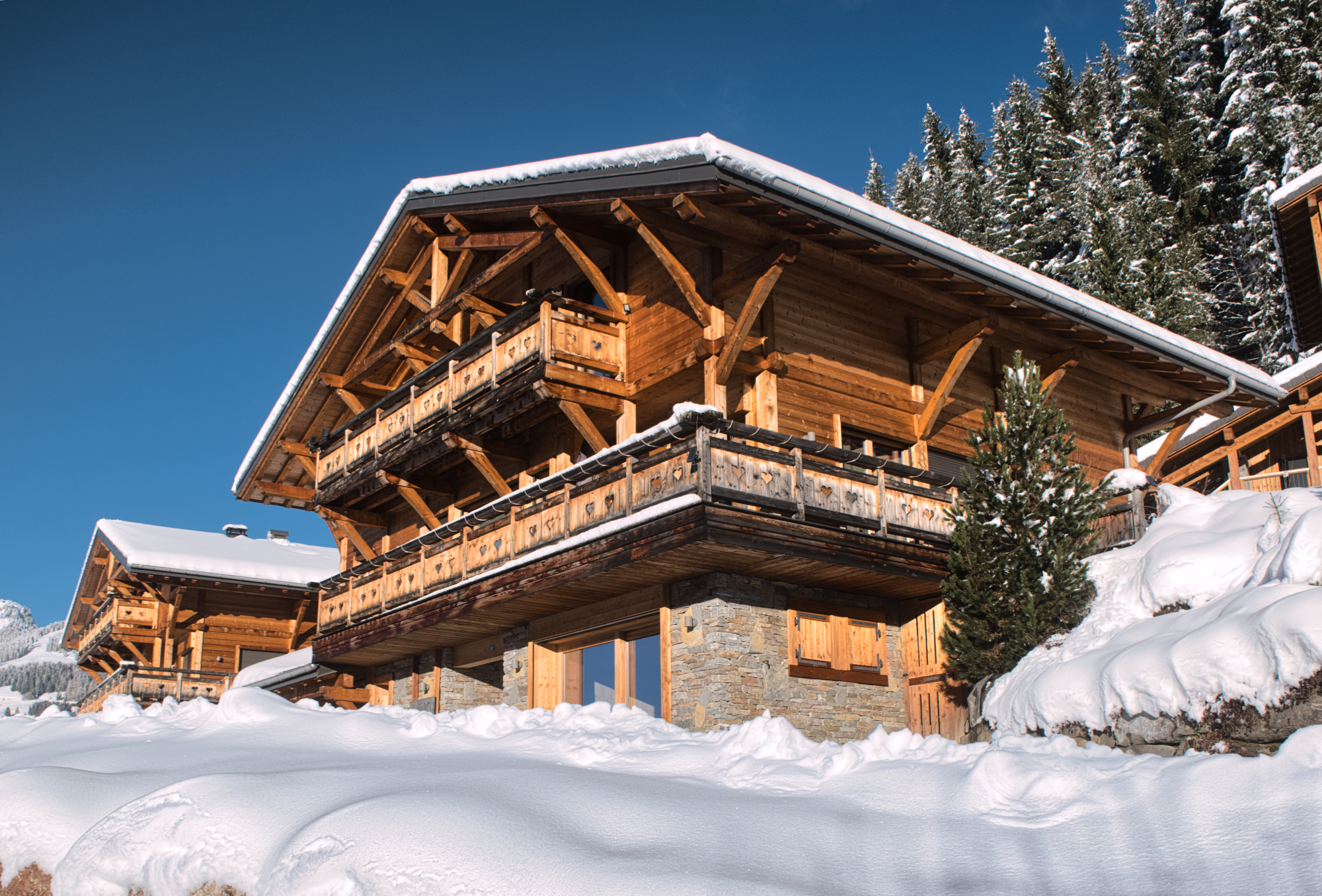 French property for sale in Châtel, Haute-Savoie - €2,495,000 - photo 