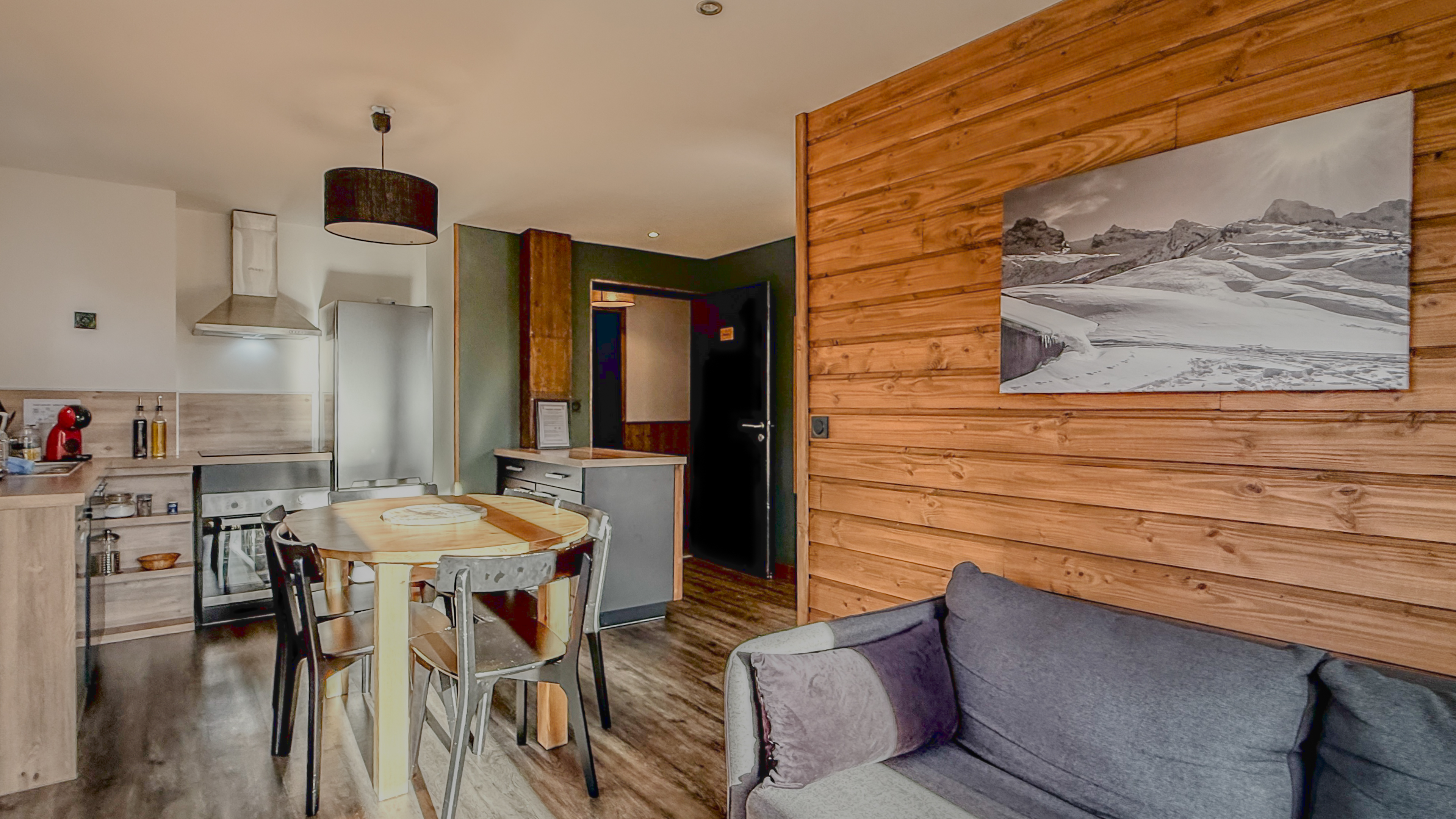 Propriété en France à vendre à Sarcenas, Isère - &#8364;2 950 000 - photo 