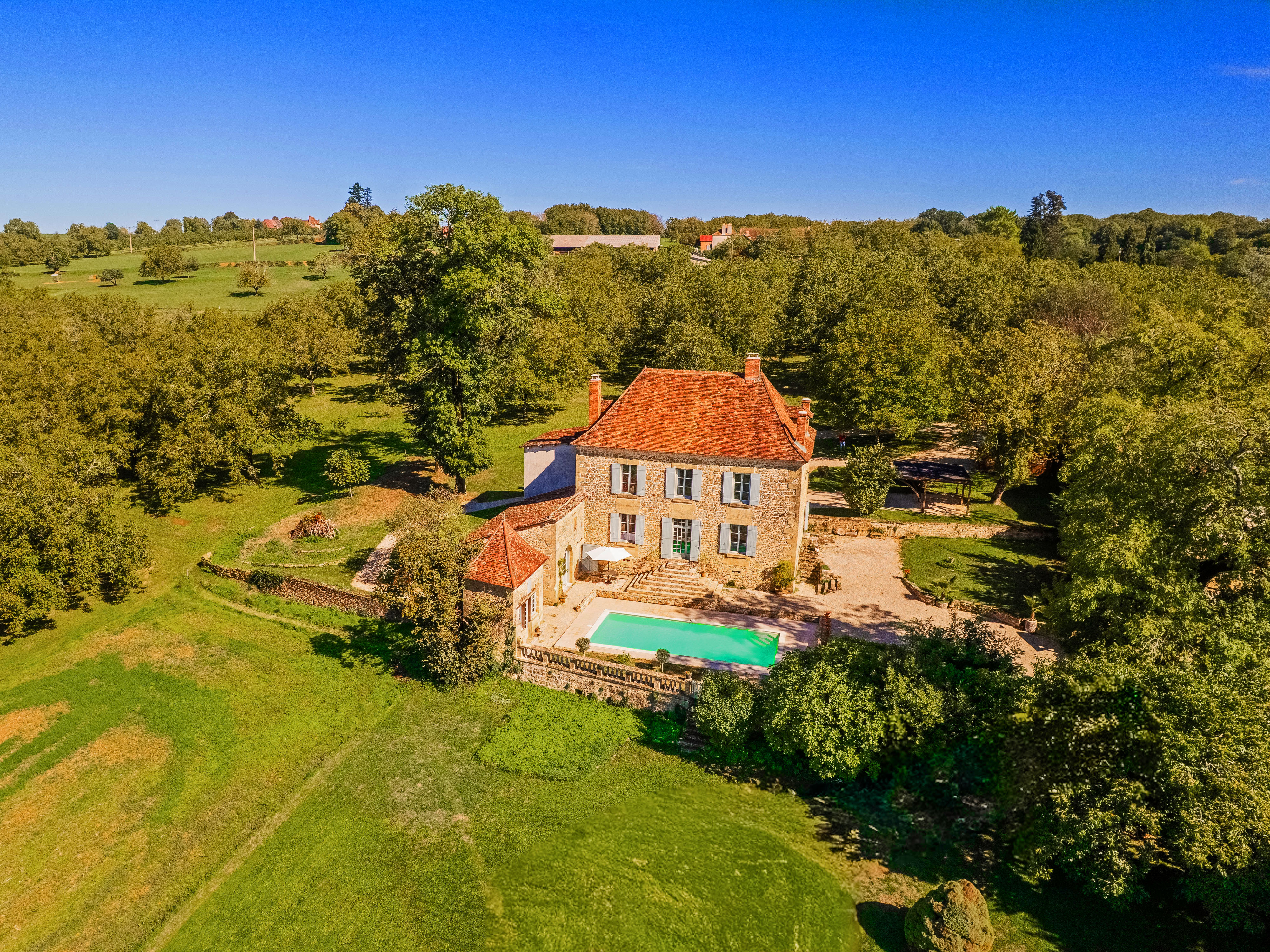 French property for sale in Nanthiat, Dordogne - €899,000 - photo 