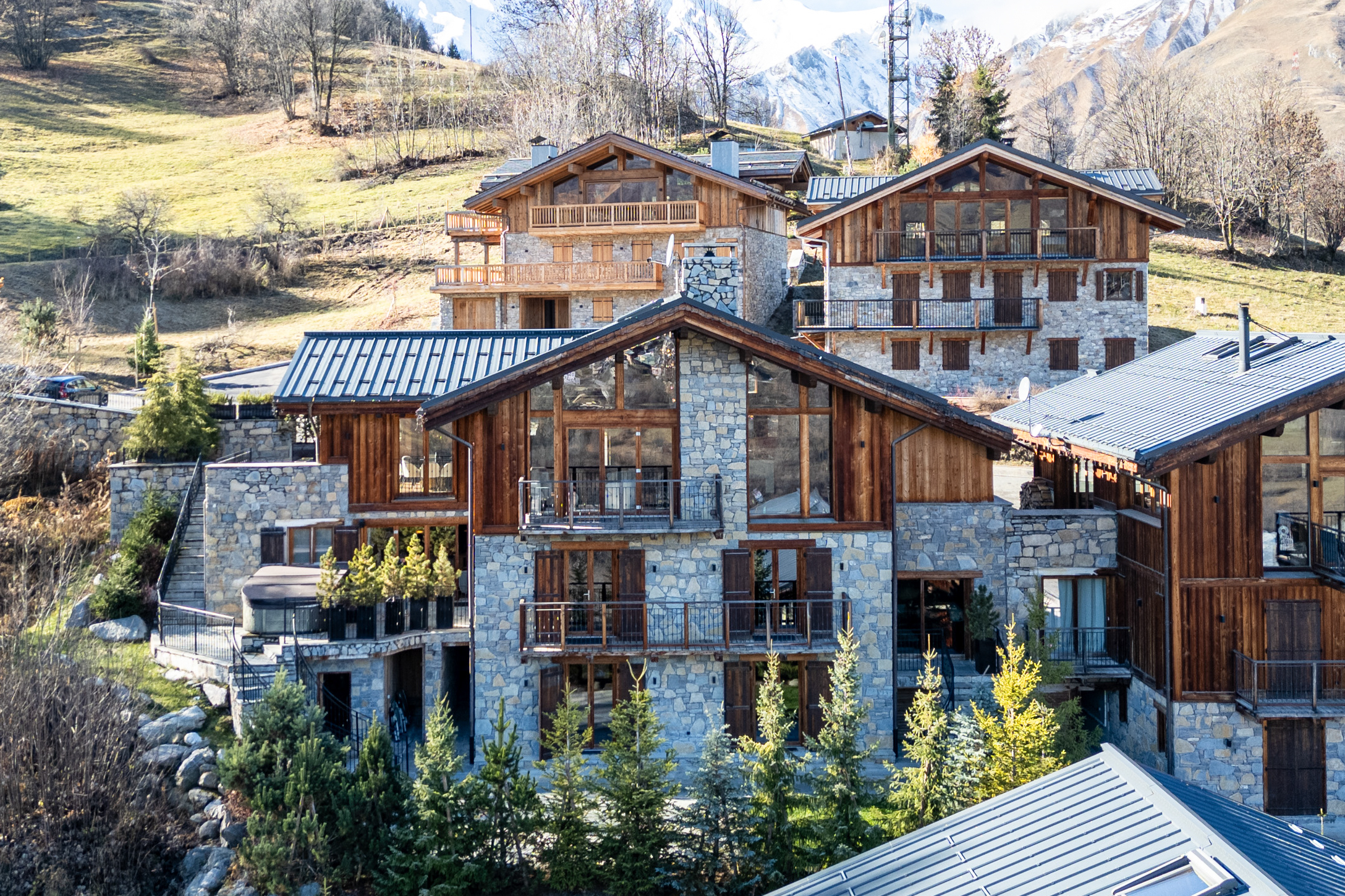 French property for sale in Saint-Martin-de-Belleville, Savoie - €3,950,000 - photo 