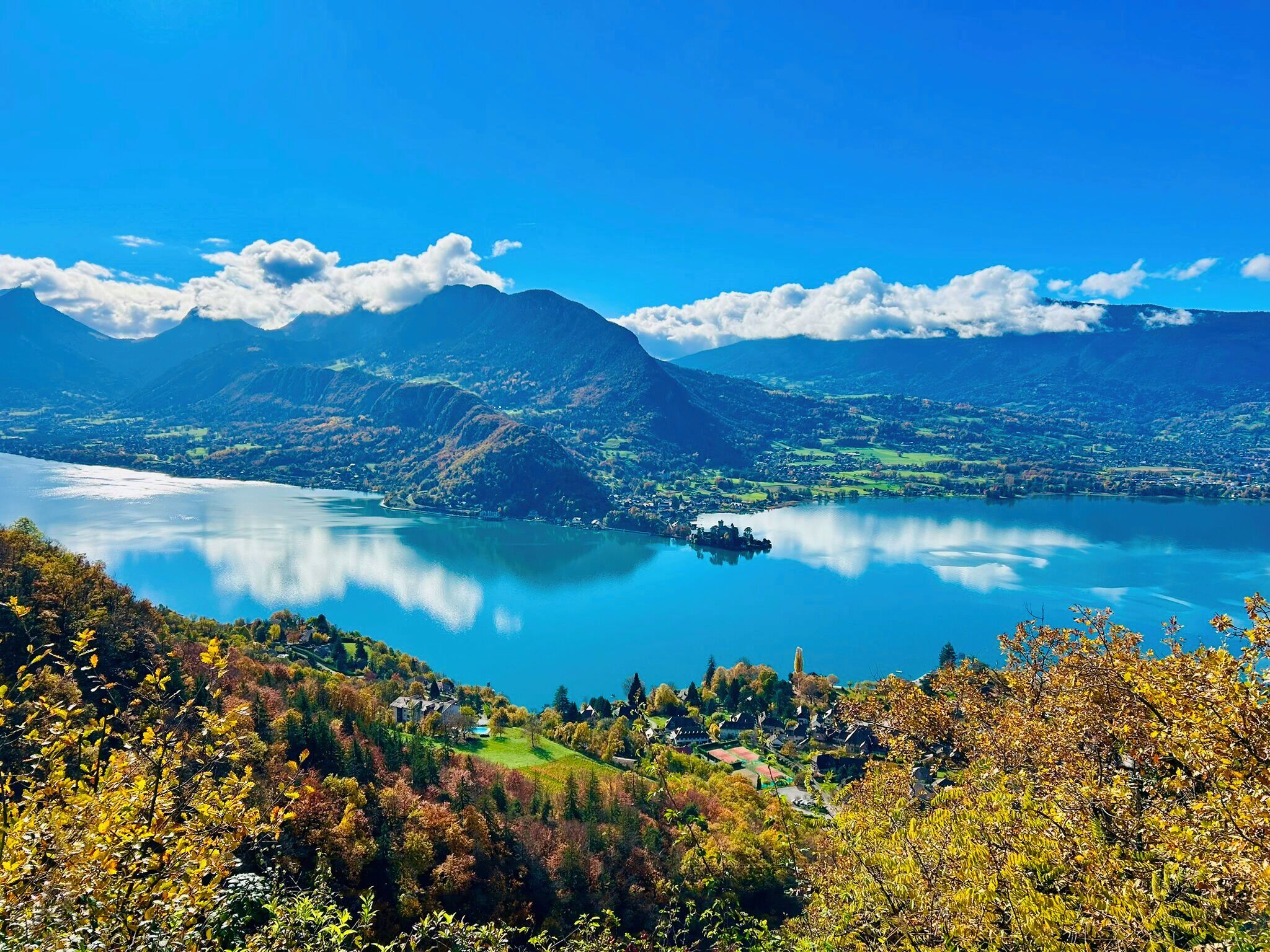 Propriété en France à vendre à Talloires, Haute-Savoie - &#8364;1 040 000 - photo 