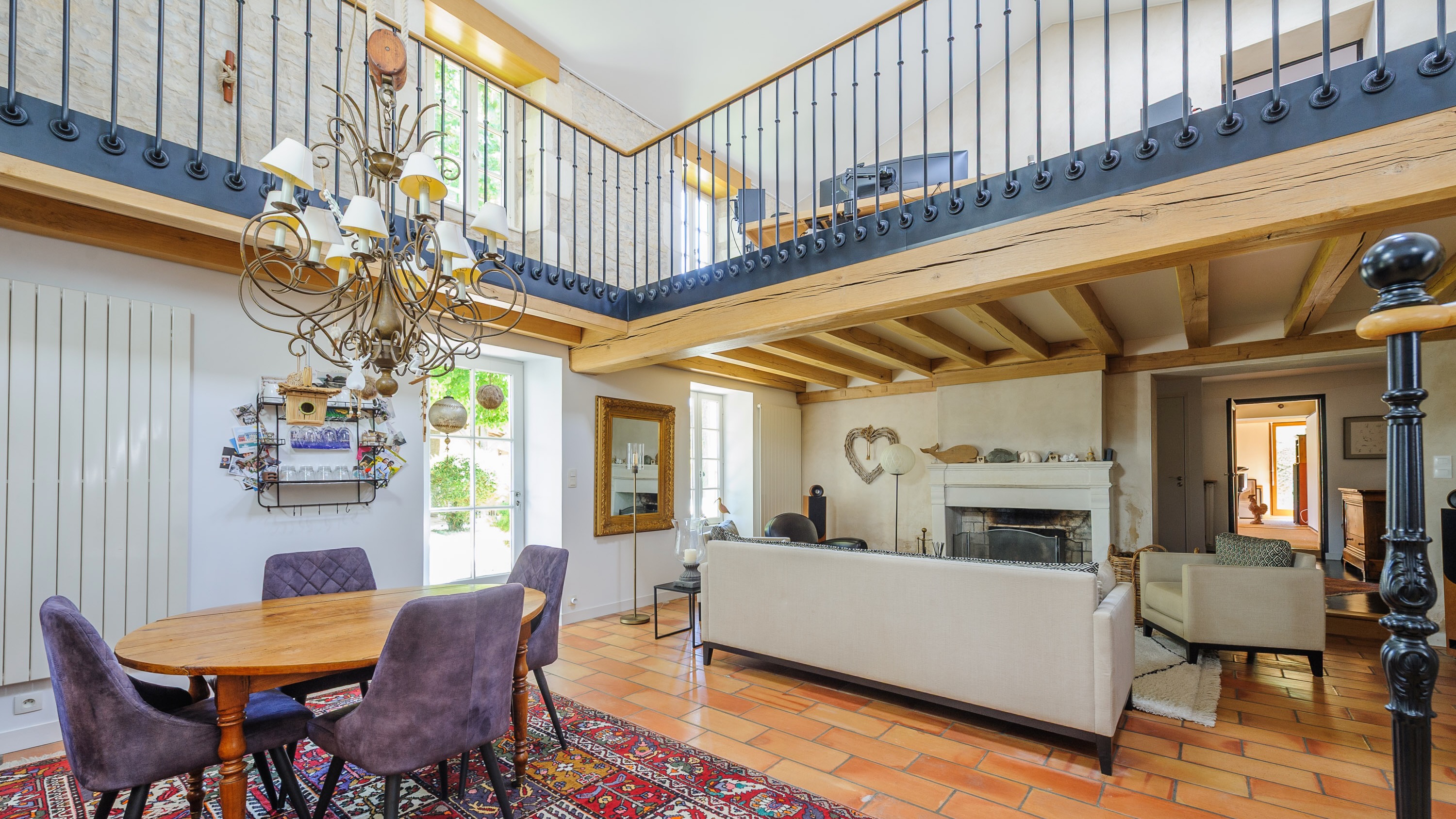 French property for sale in Dompierre-sur-Mer, Charente-Maritime - €1,190,000 - photo 