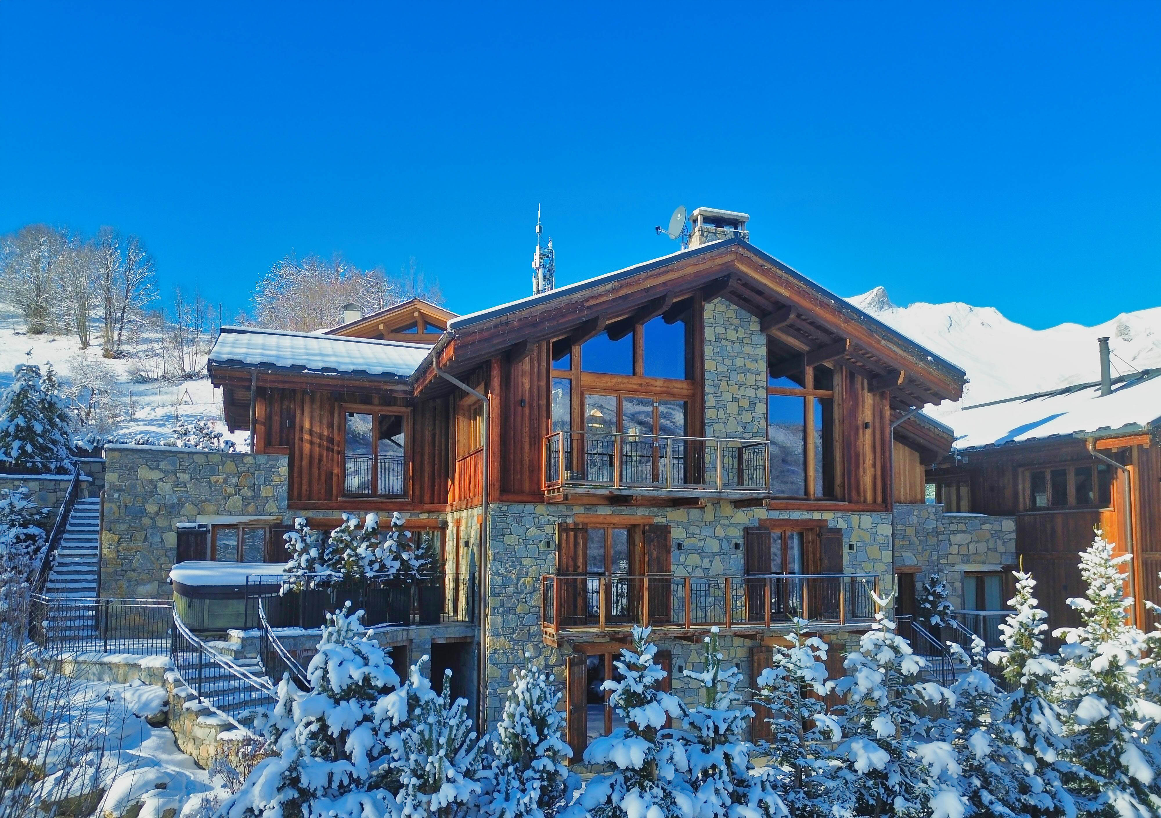 Propriété en France à vendre à Saint-Martin-de-Belleville, Savoie - &#8364;3 950 000 - photo 