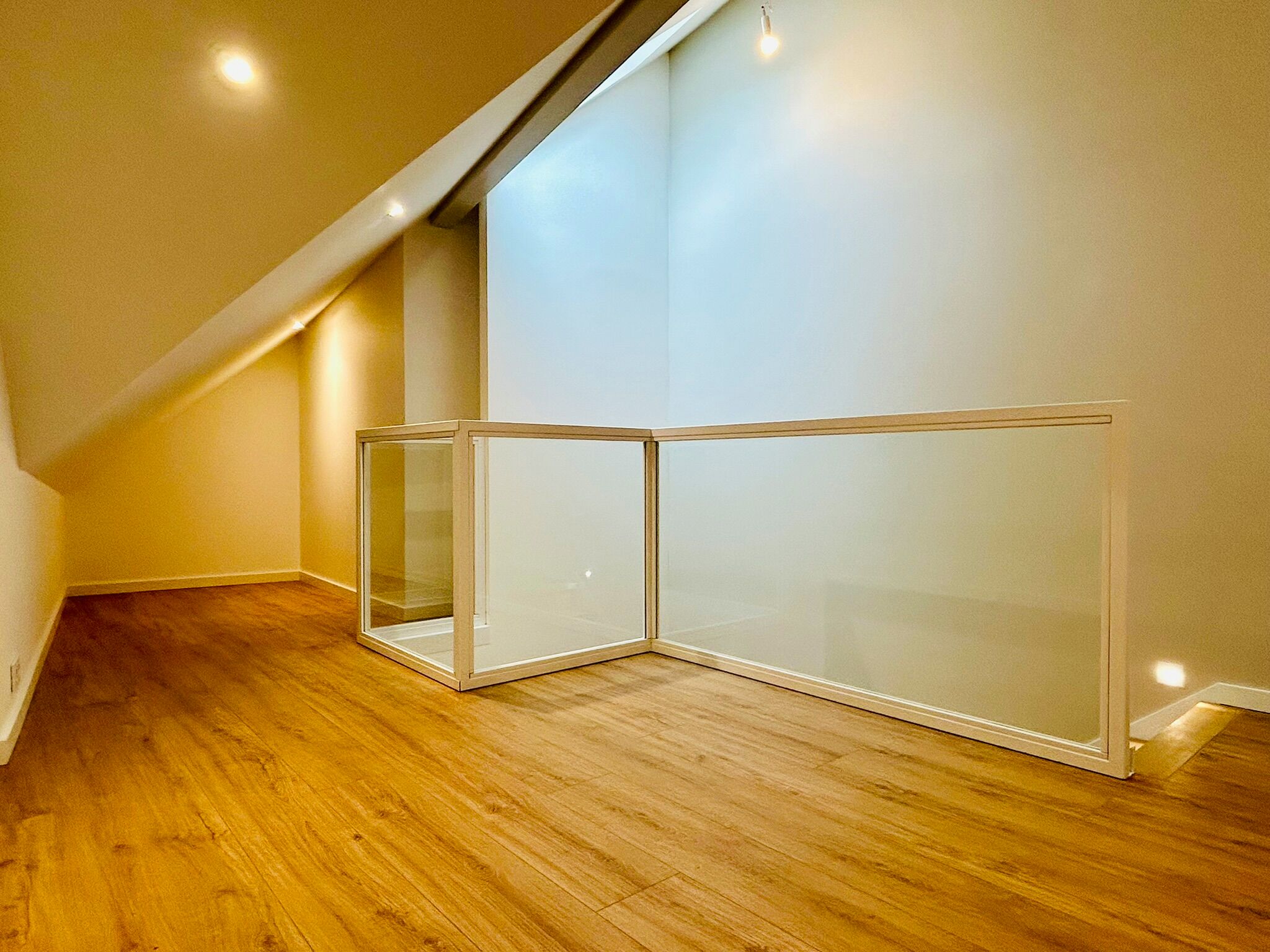 French property for sale in Annecy, Haute-Savoie - €859,500 - photo 