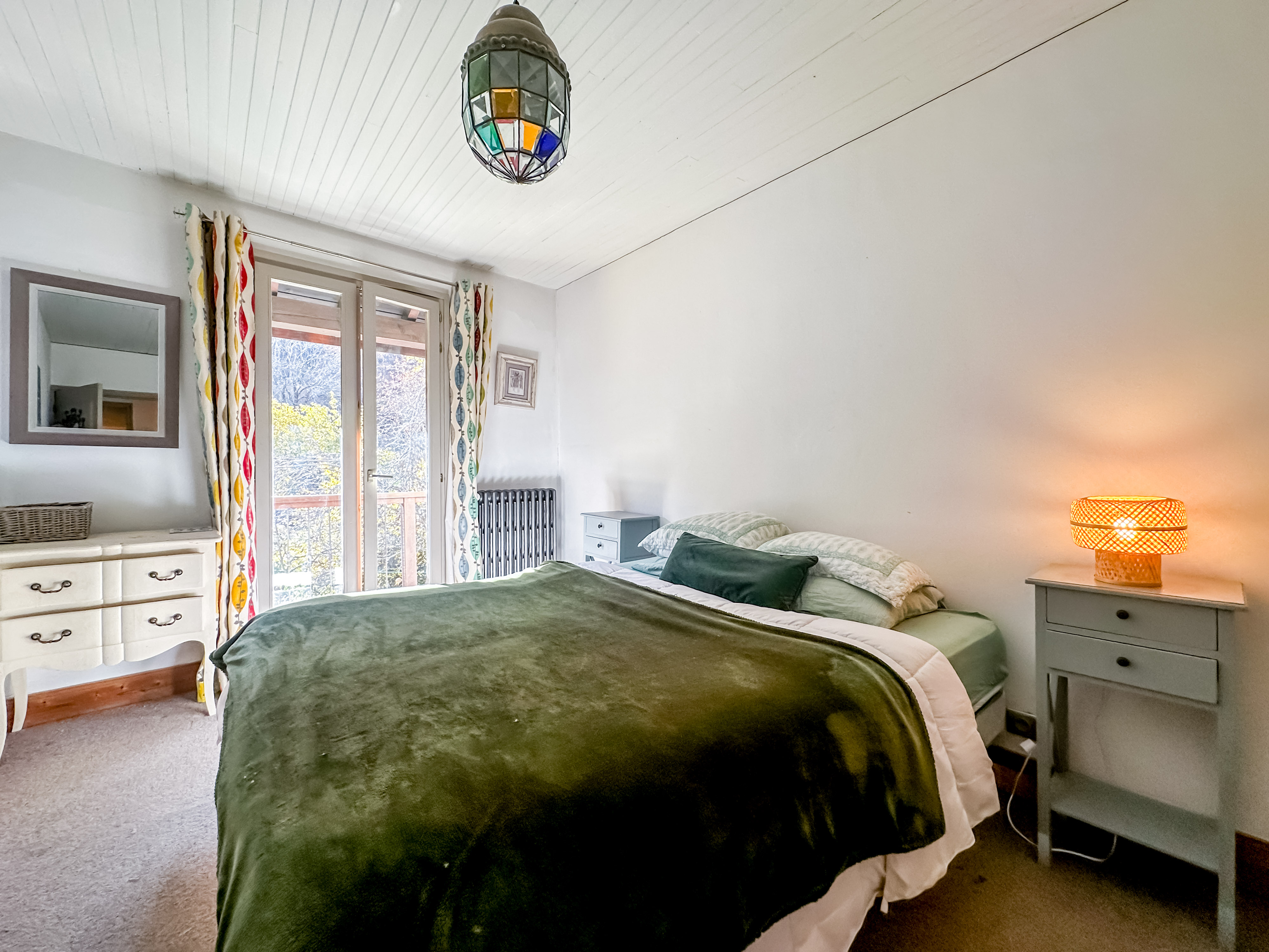 French property for sale in Courchevel, Savoie - €1,100,000 - photo 